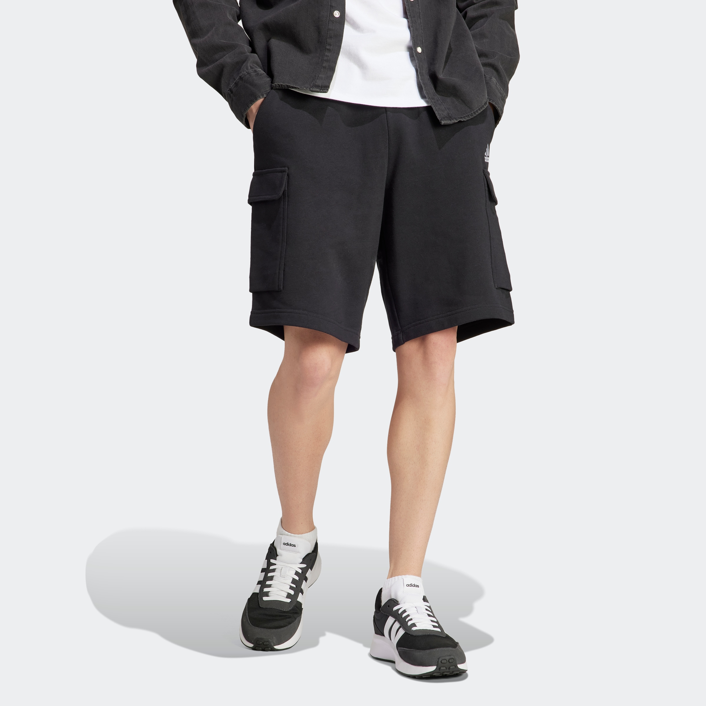 adidas Sportswear Shorts "ESSENTIALS FRENCH TERRY CARGOSHORTS", (1 tlg.)