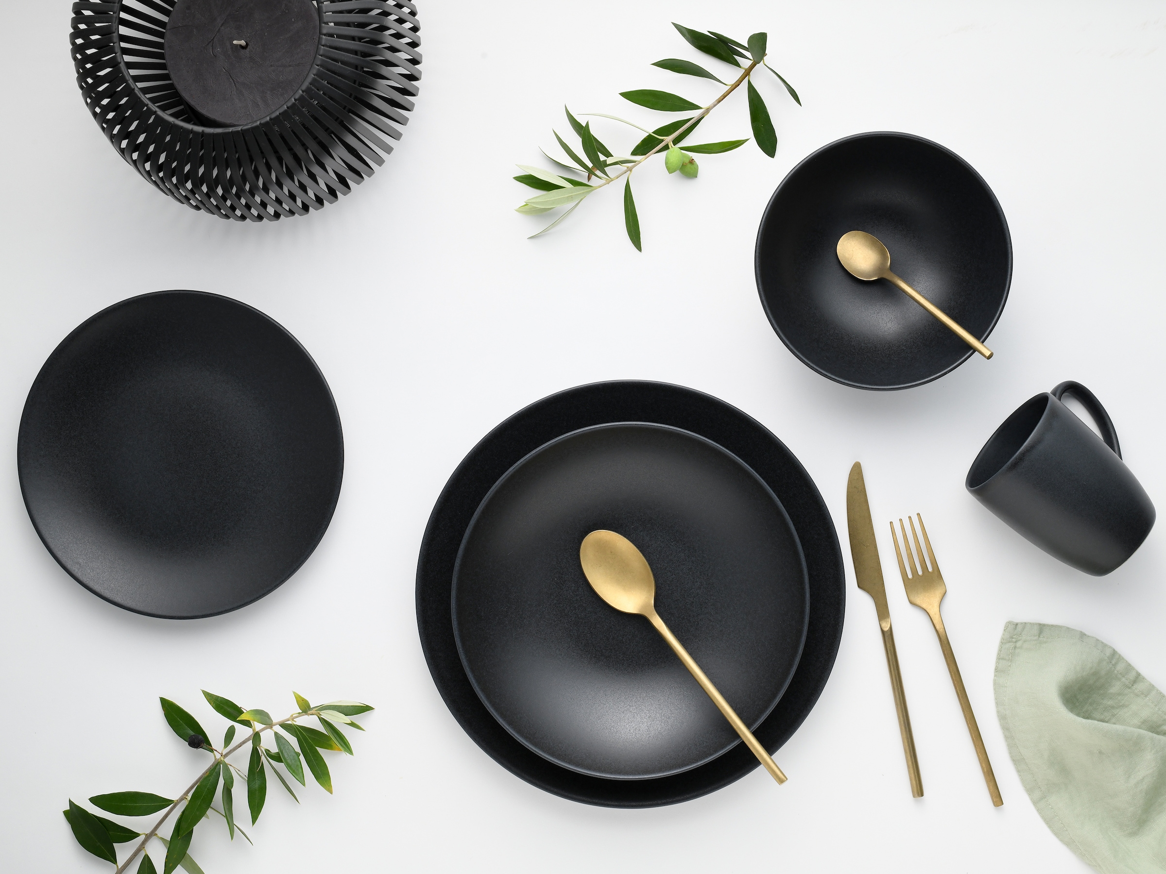 CreaTable Kombiservice »Geschirr-Set Soft Touch Black«, (Set, 20 tlg., Kaffeeservice und Tafelservice im Set, für 4 Personen), Service, schwarz, seidenmatte Glasur, 20 Teile, für 4 Personen