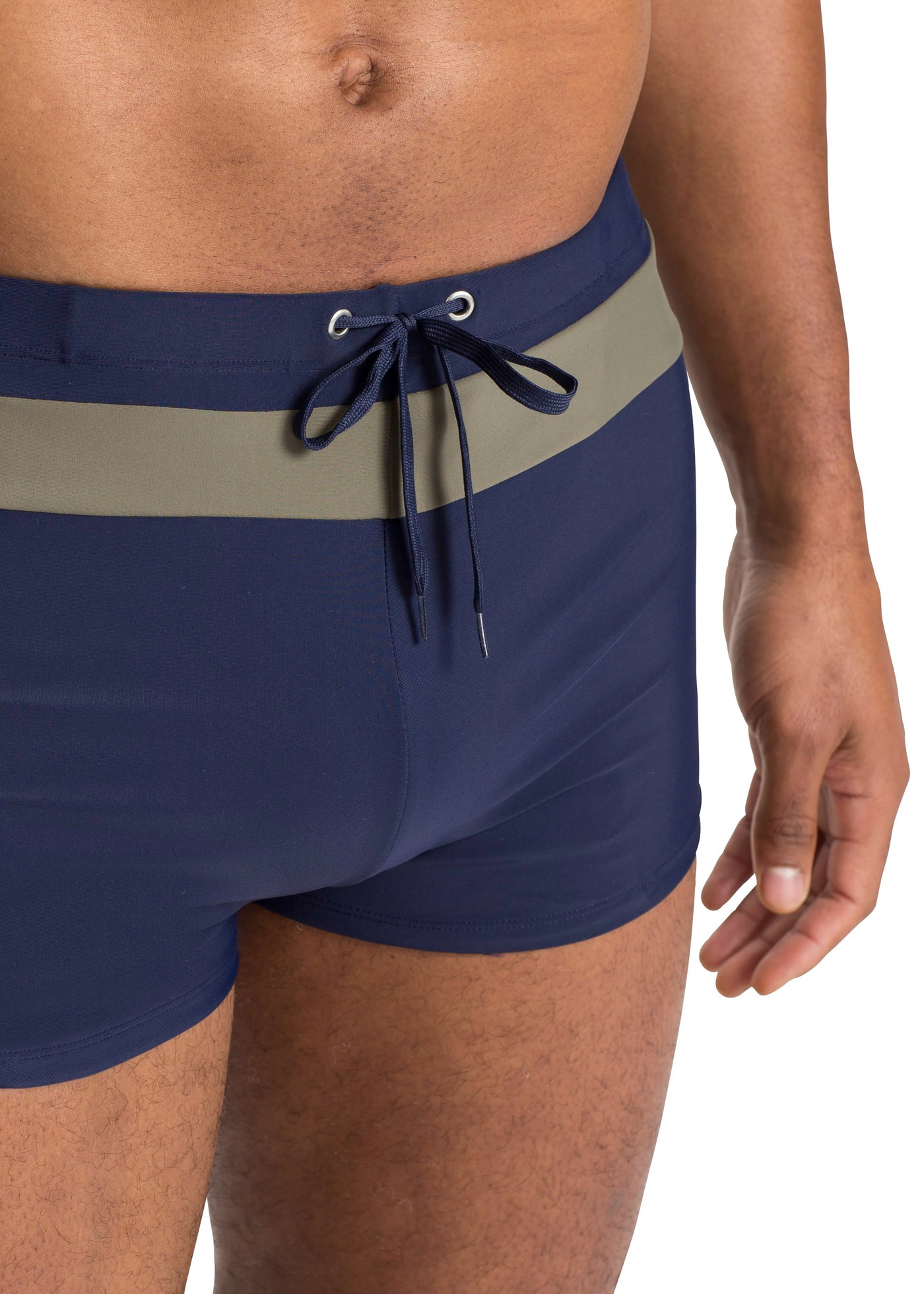 bonprix Badehose mit Bindeband am Bund, bequeme Passform, mit Kontraststrei günstig online kaufen