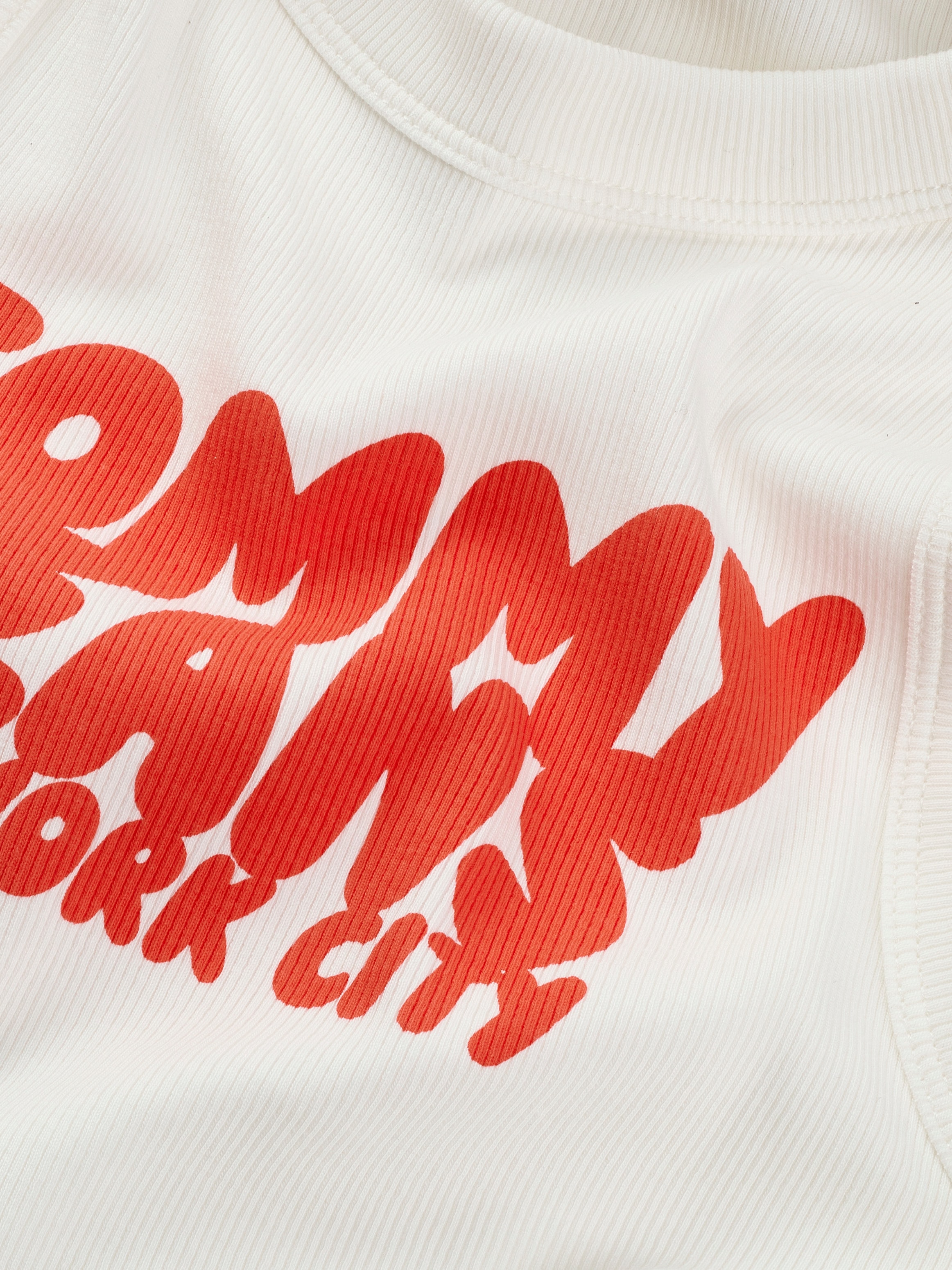 Tommy Jeans Tanktop »TJW SLIM SH TJ BUBBLE TANK« mit Logodruck