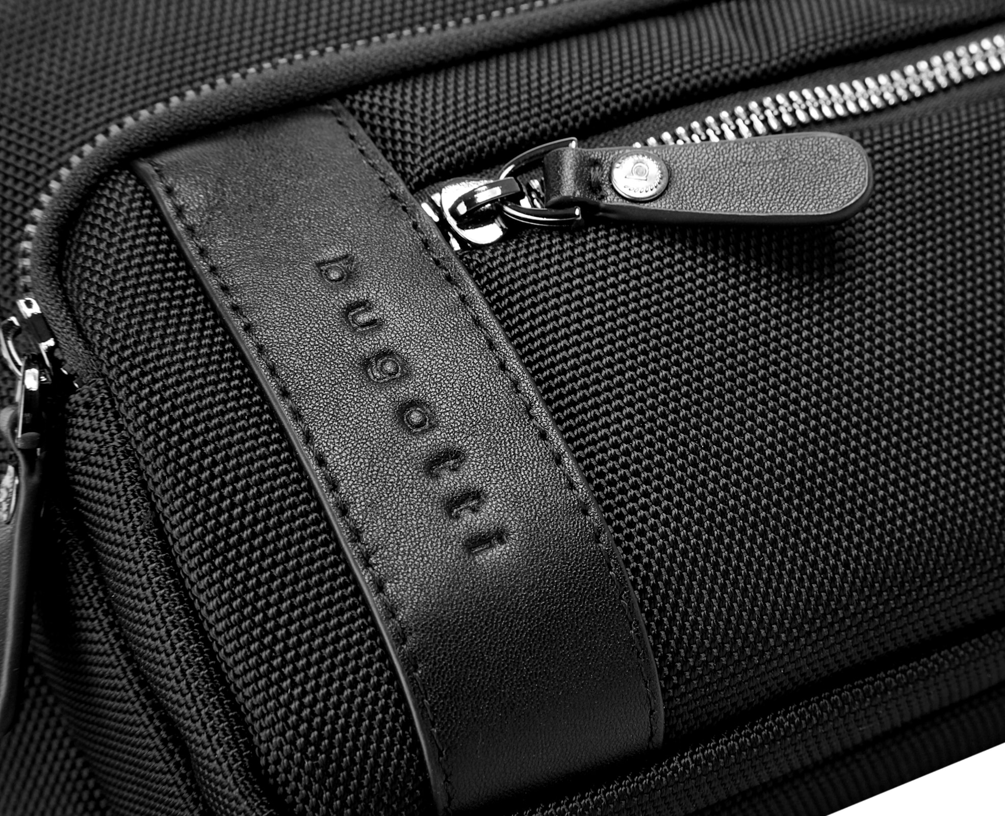 bugatti Gürteltasche »Nero«