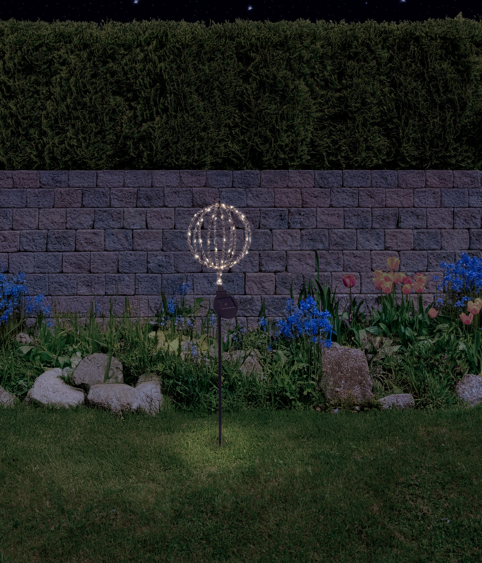 näve LED Solarleuchte »Königstein« LED-Modul 1 Stk. Warmweiß Dekoerdspieß, kugelförmiger Kopf, schwarz, Schiebeschalter, H: 78cm