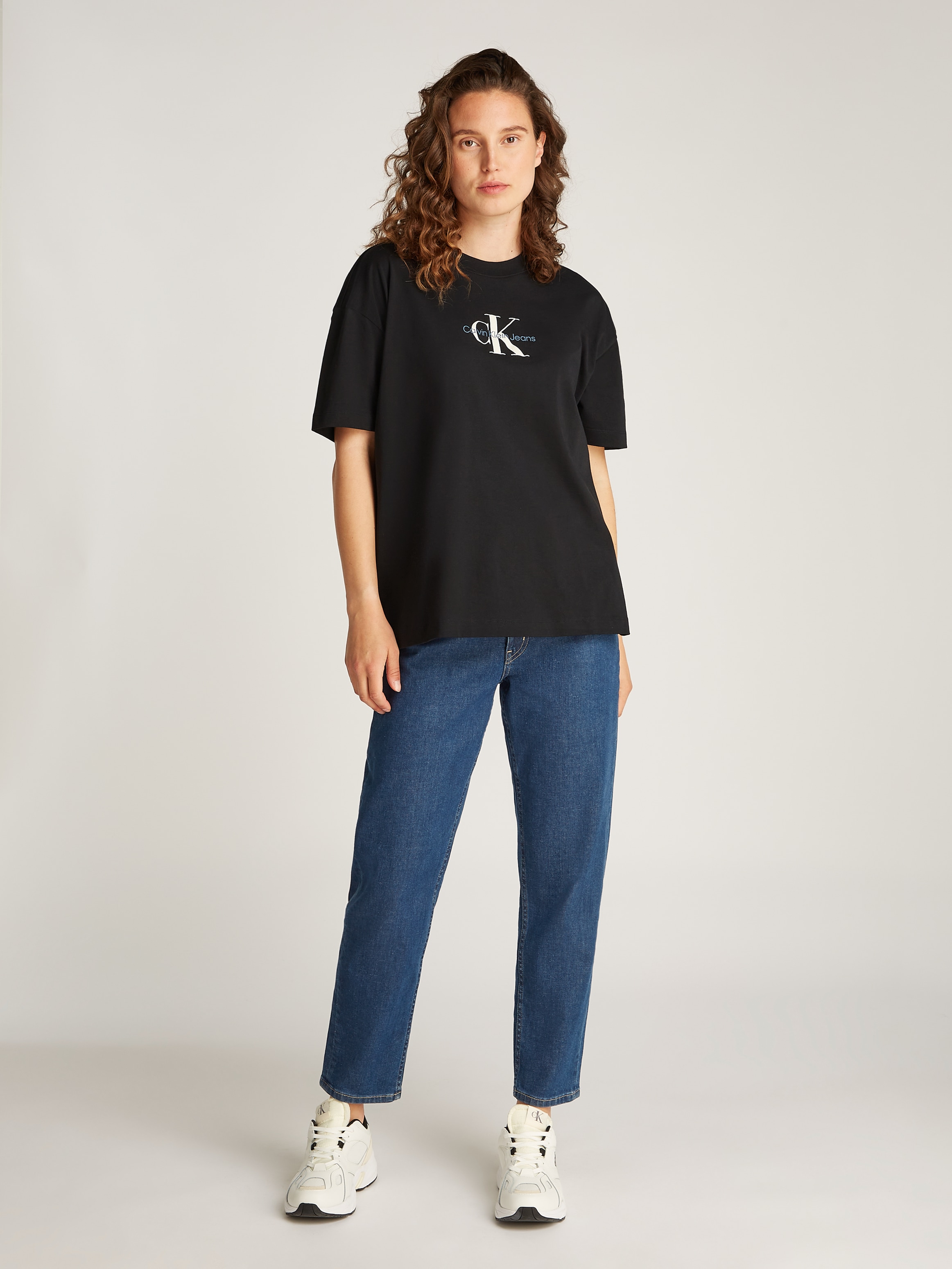 Calvin Klein Jeans T-Shirt »TEXTURED MONOLOGO BOYFRIEND TEE«, mit Logodruck