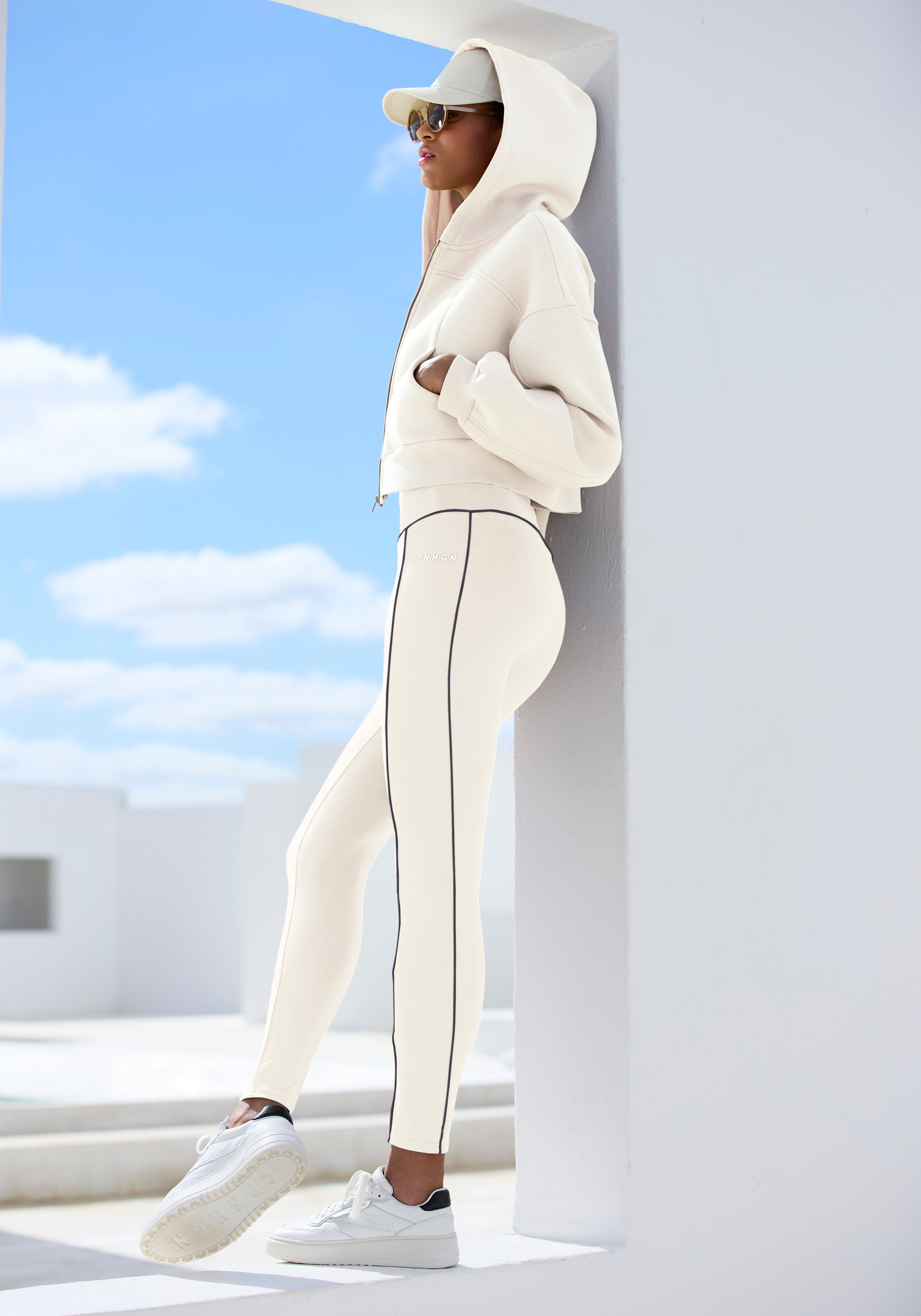 Copenhagen Studios Leggings, mit Paspeln und Logodruck