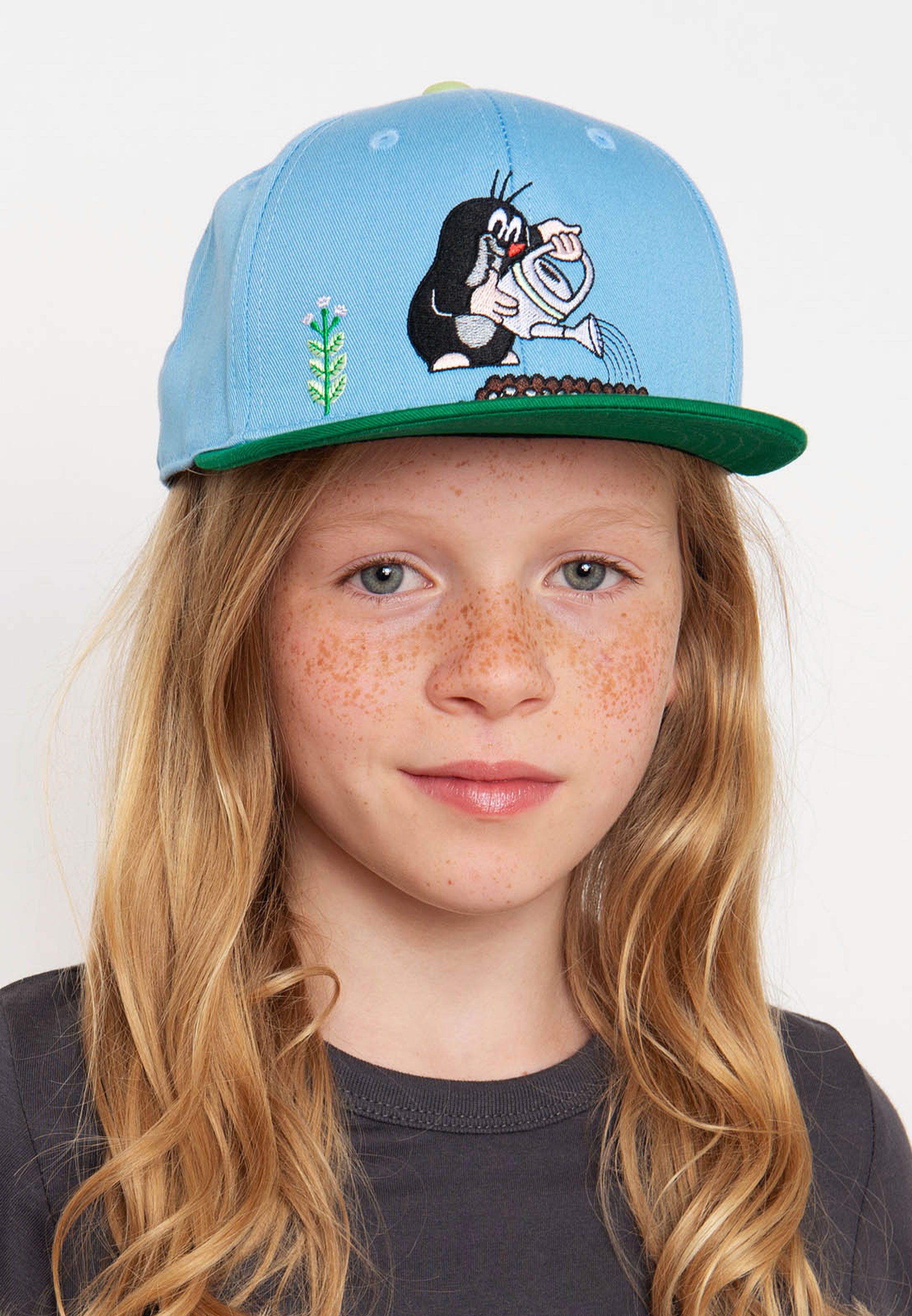 LOGOSHIRT Baseball Cap »Der kleine Maulwurf - Gießkanne«, mit detailreicher Stickerei