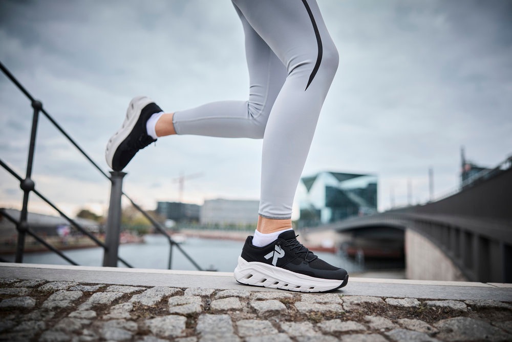 RIEKER Sport Plateausneaker, Slip-on Sneaker, Halbschuh, Freizeitsneaker mit MemoSoft-Innensohle