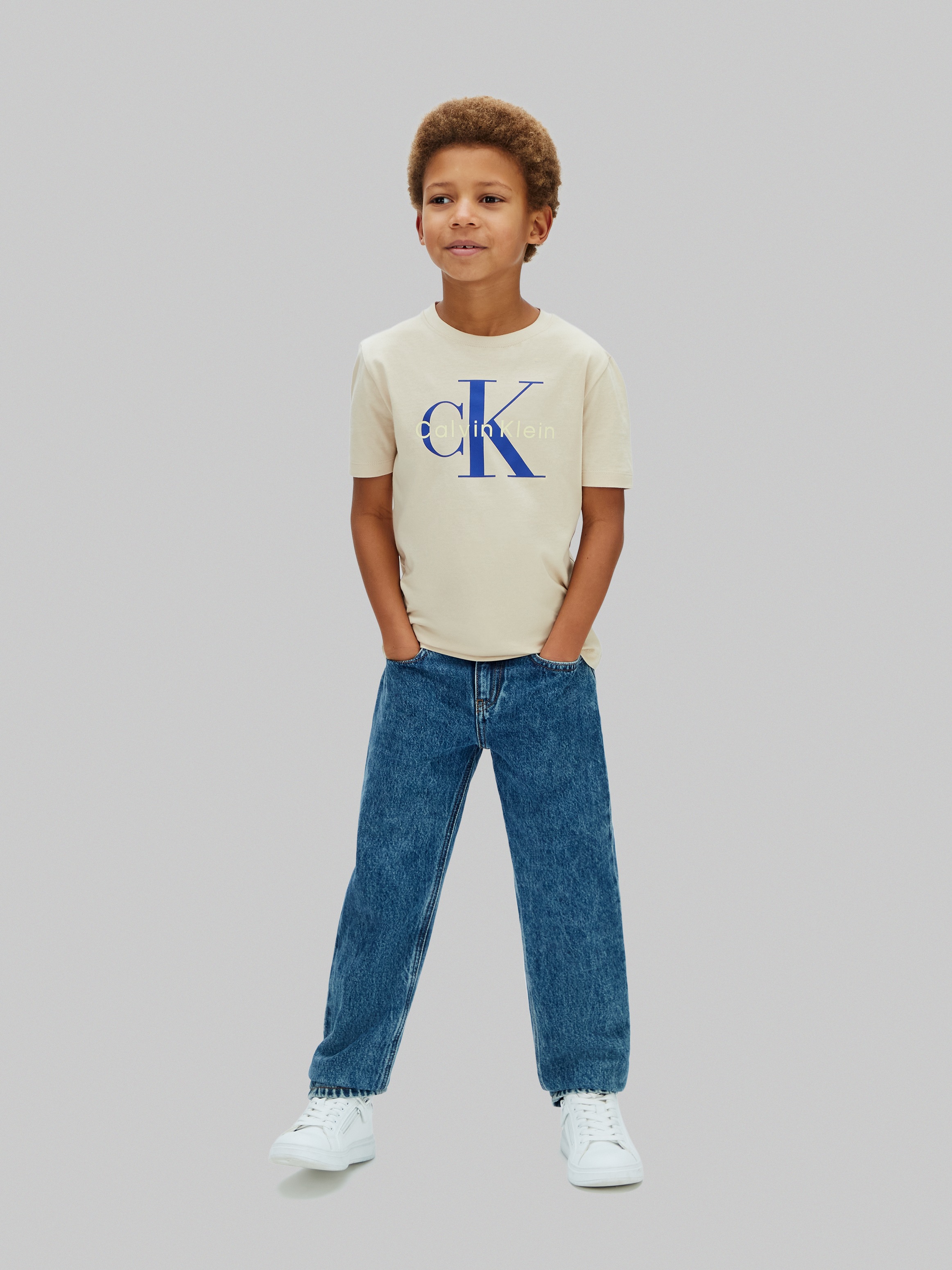 Calvin Klein T-Shirt »MONO LOGO T-SHIRT« Regular fit für Kinder, mit Logoschriftzug