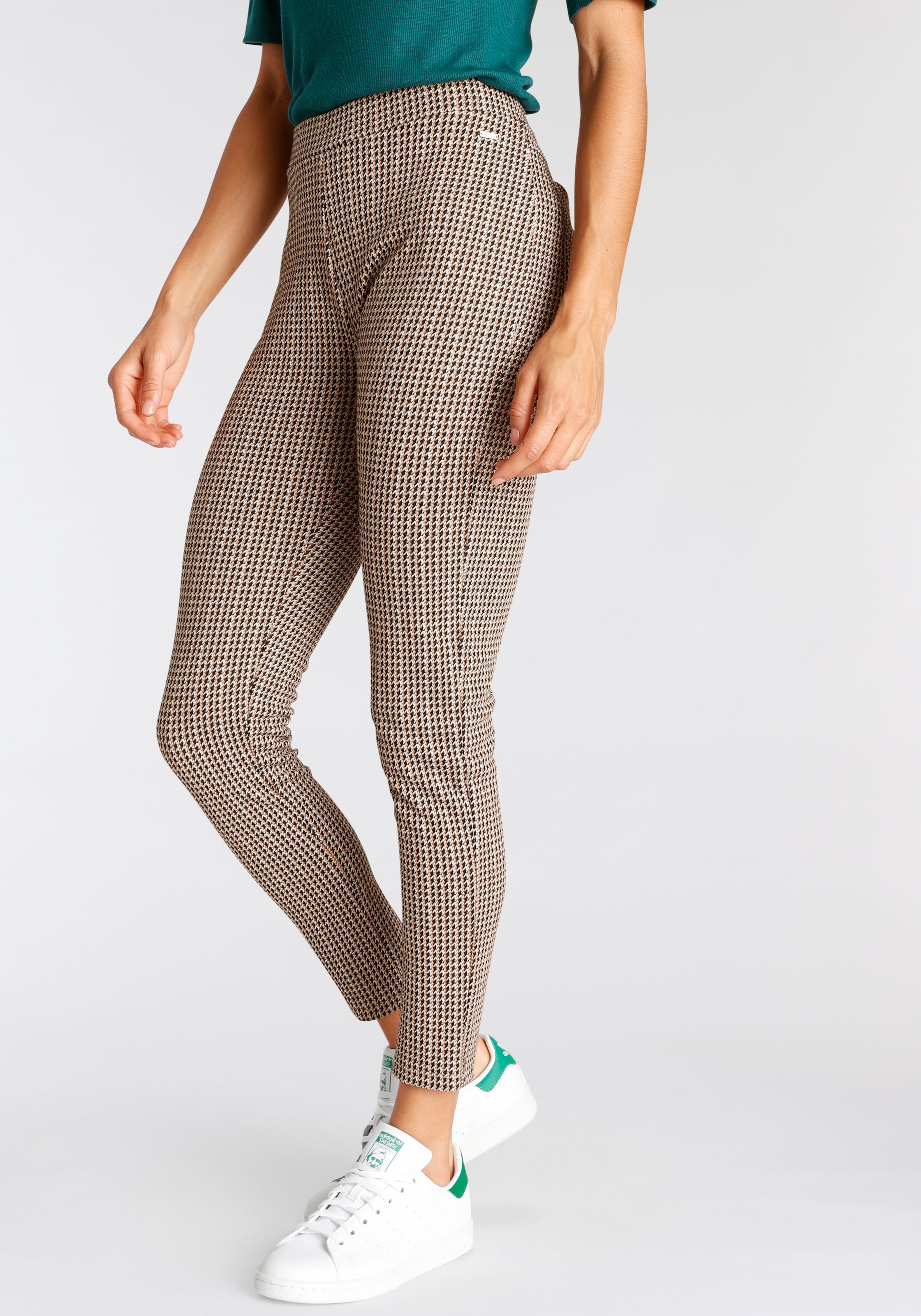 LASCANA Leggings, mit eingestricktem allover Design