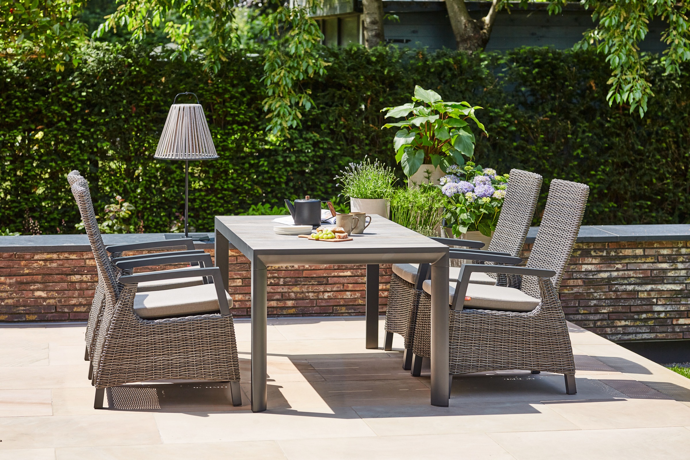 Siena Garden Gartentisch »»Silva« 160x90cm Aluminiumgestell mit Keramikleisten«