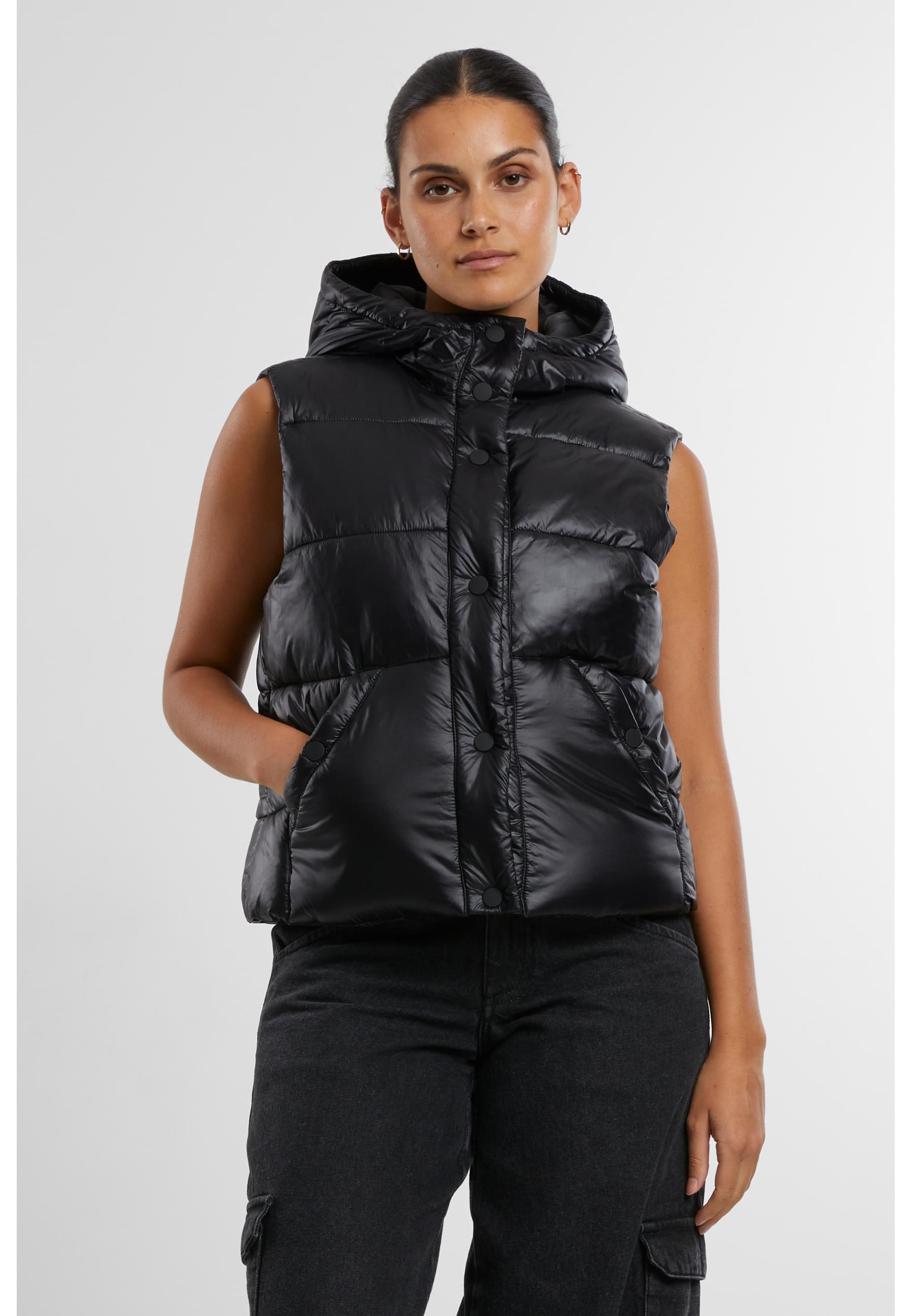Thumbnail - URBAN CLASSICS Steppweste "Urban Classics Ladies Recycled Shiny Puffer Vest with Hood"