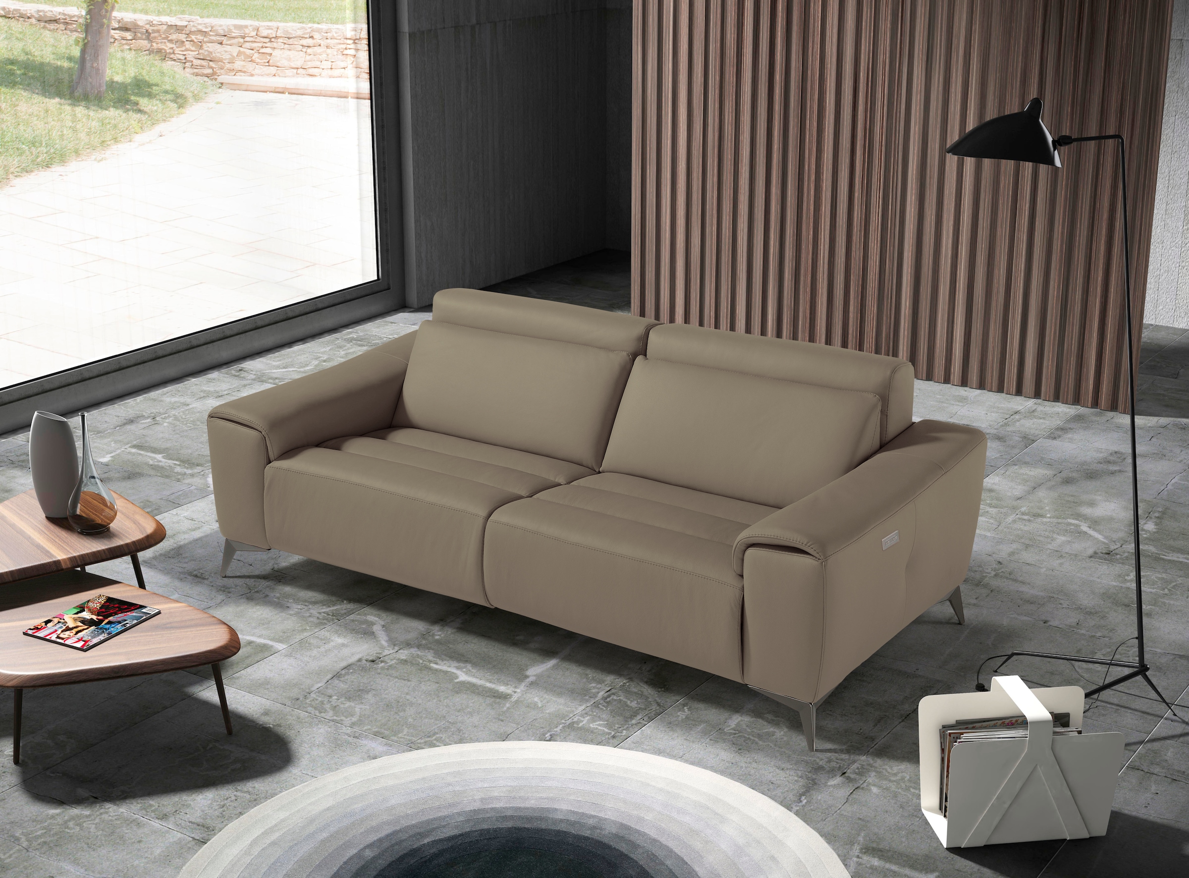 Egoitaliano 2,5-Sitzer "Suzette, Designsofa mit elektrischen Komfortfunktionen, edel & bequem" inkl. 2 elektronischer Relaxfunktionen, Rücken- und Fußteilfunktion