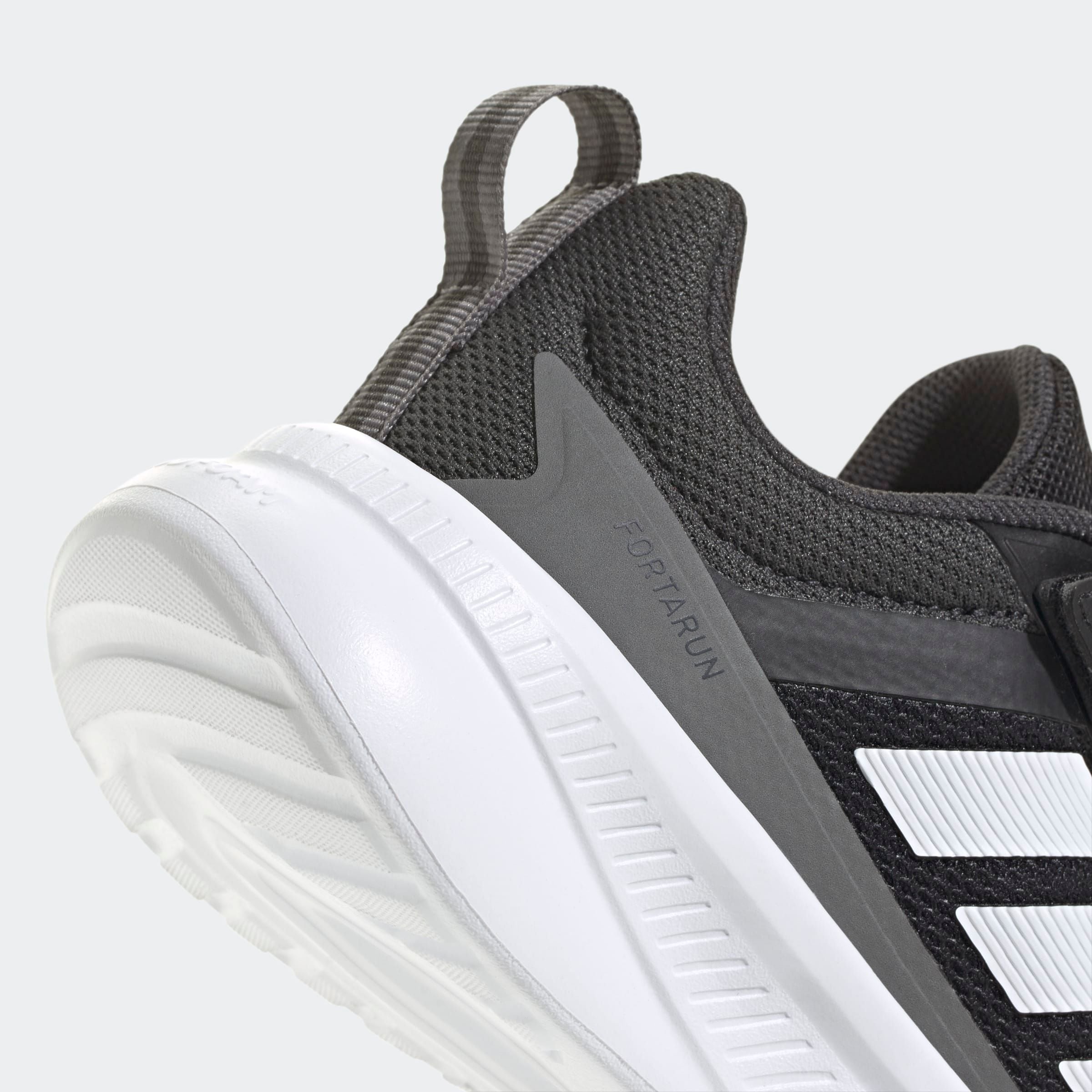 adidas Sportswear Laufschuh »FORTARUN 4.0 KINDER«  mit Klettverschluss, für Kinder & Jugendliche