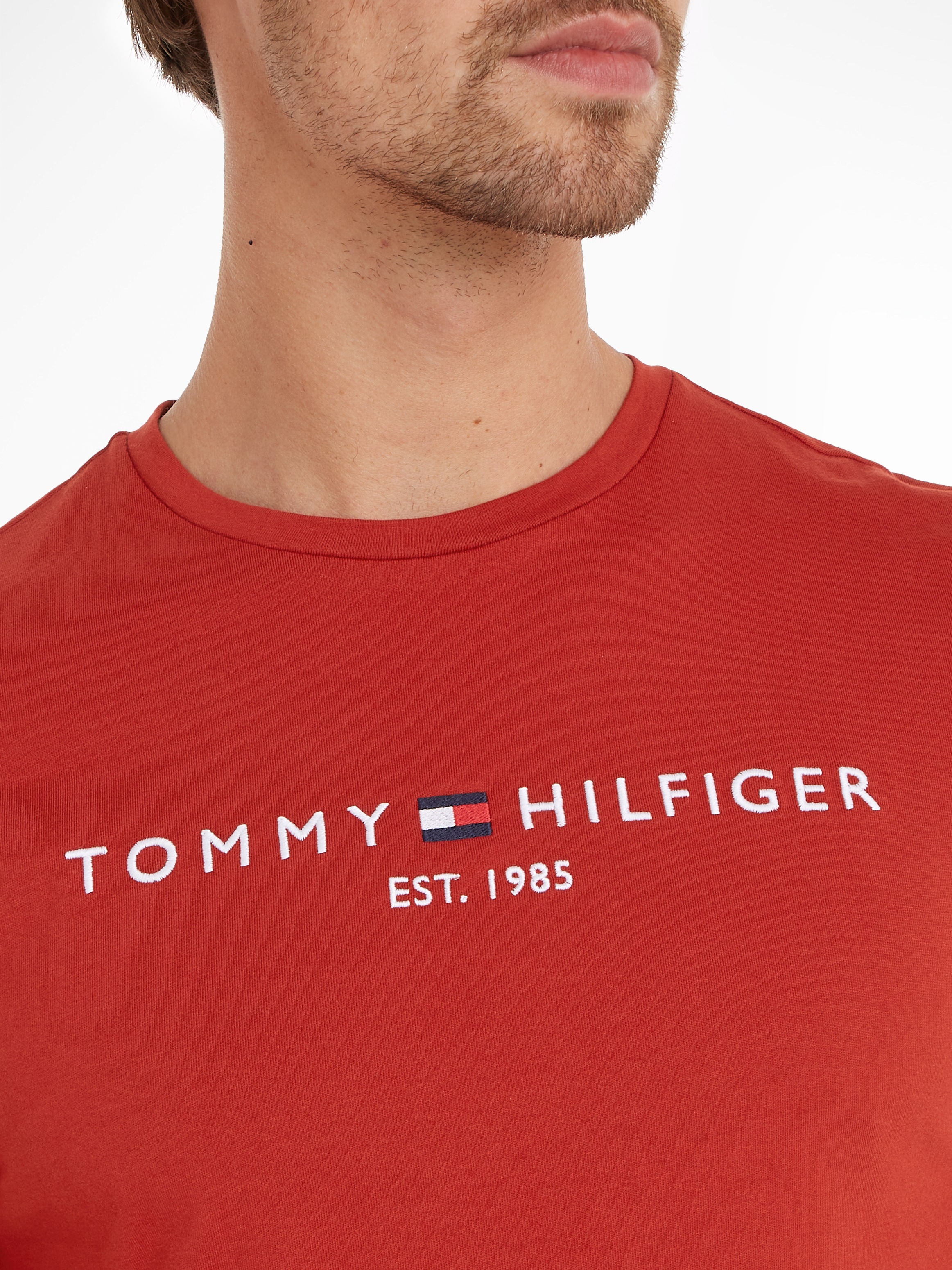 Tommy Hilfiger T-Shirt »TOMMY LOGO TEE«, aus reiner, nachhaltiger Baumwolle