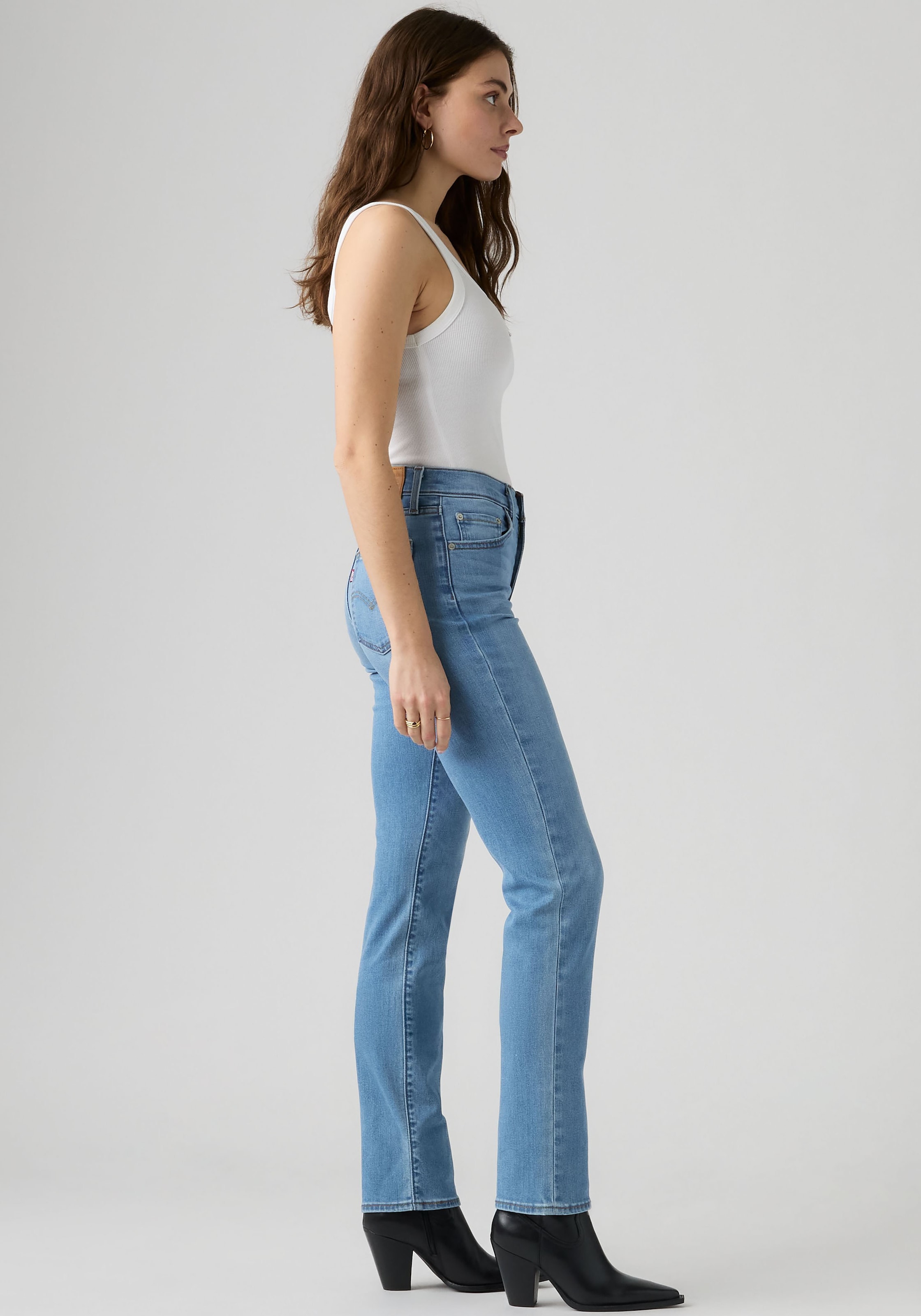 Levi's® Slim-fit-Jeans »722 HIGH RISE SLIM« mit Lyocell und Stretch
