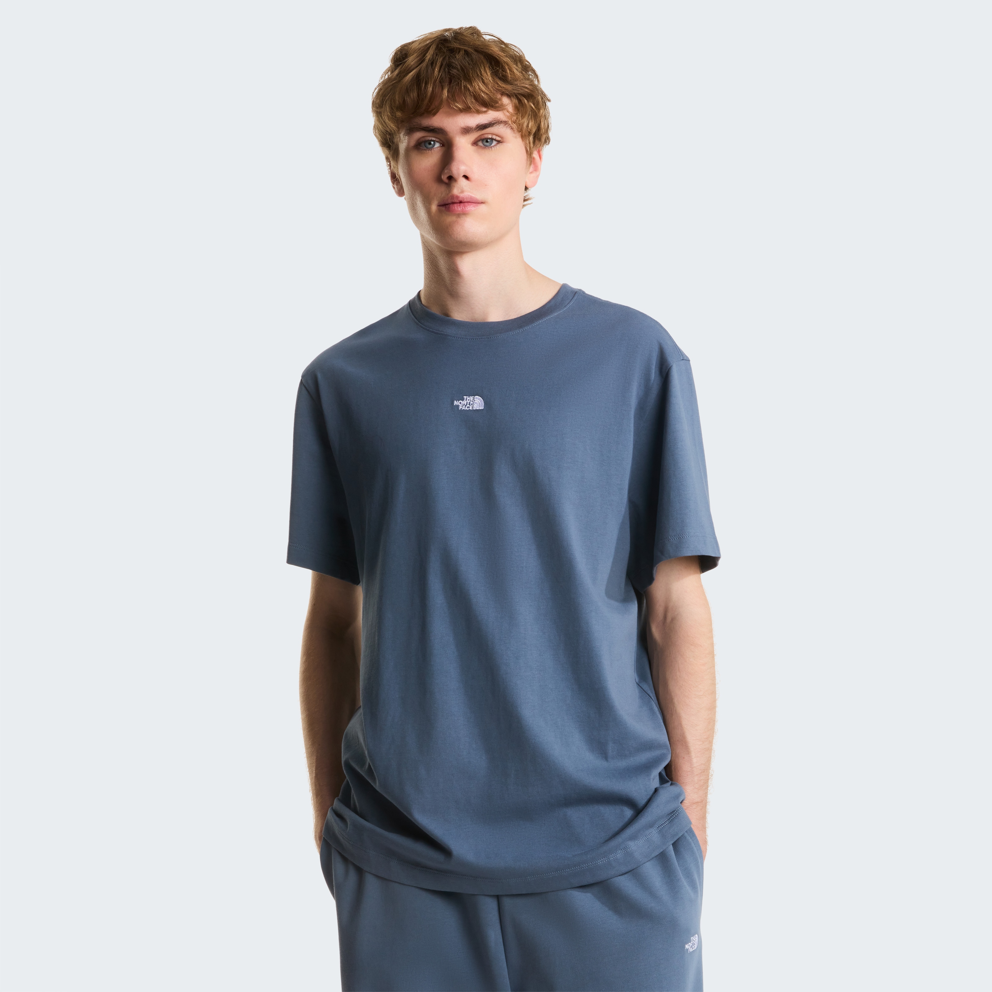 The North Face T-Shirt "M ESSENTIAL CENTER LOGO RELAXED SHORT SLEEVE TEE" lockere Passform, Kurzarm, für Sportmode und Outdoormode