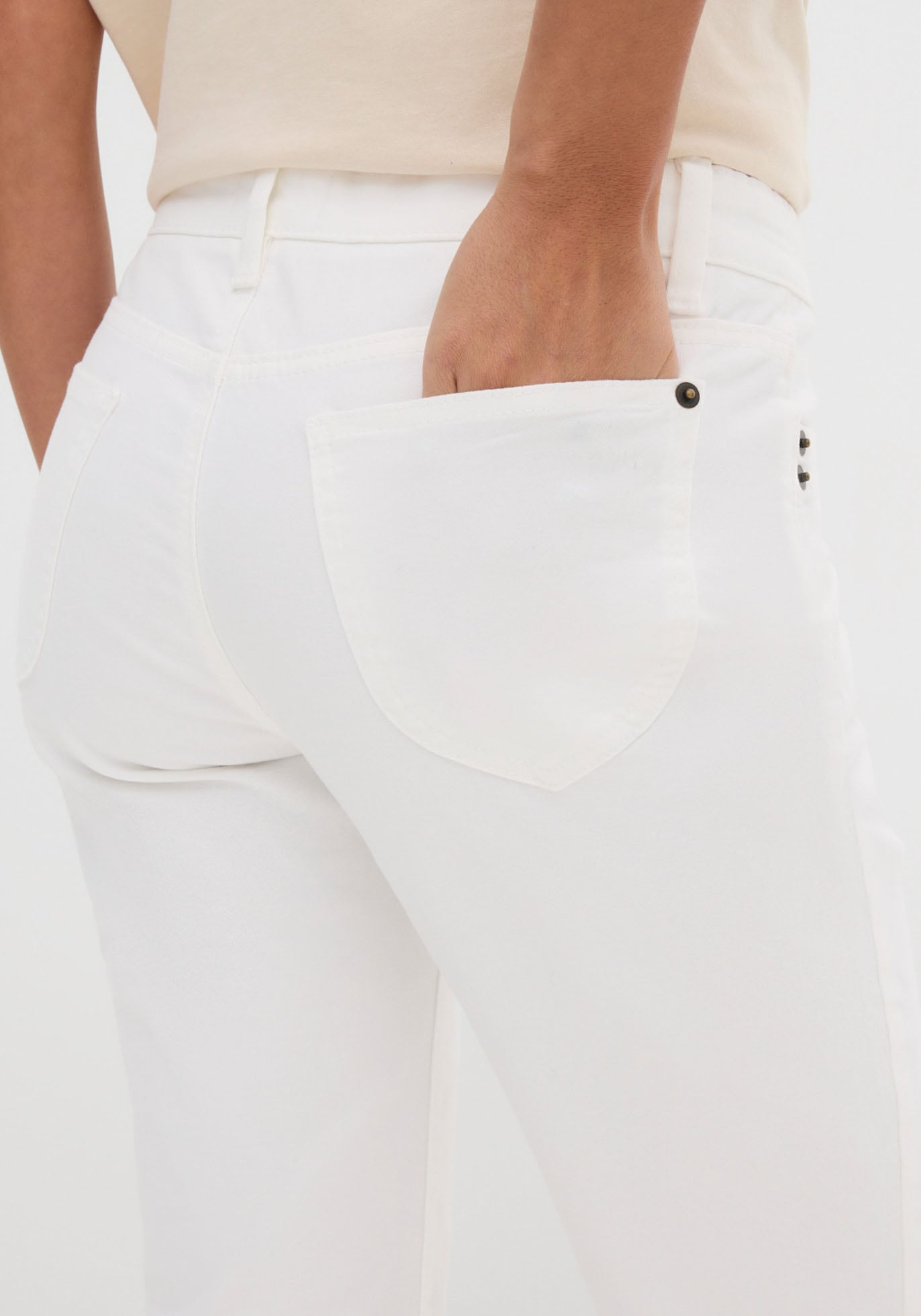 bonprix Straight-Jeans »Straight Jeans Mid Waist, Stretch« Regular Fit, mit Aufschlag, im Five-Pocket-Style