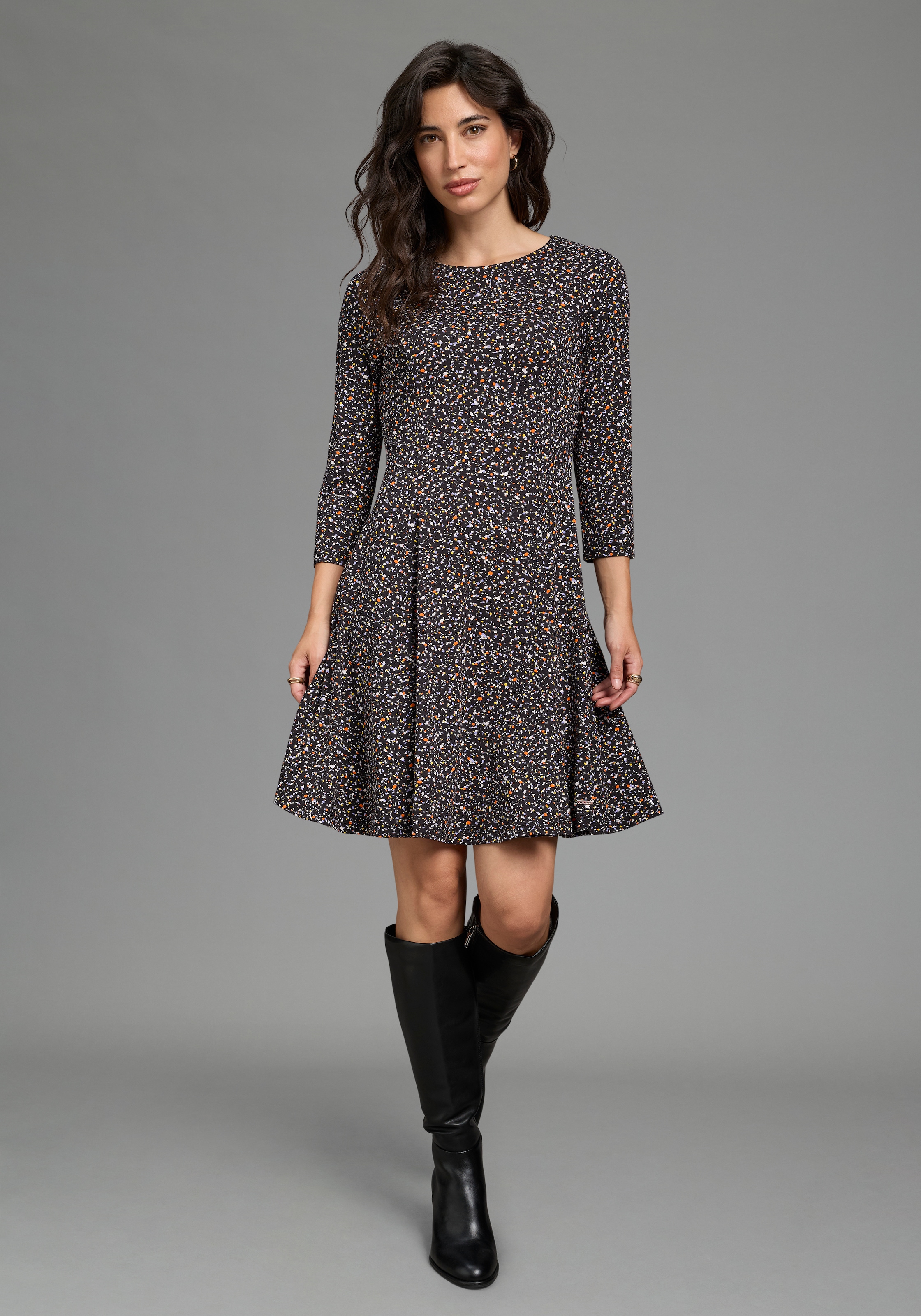Laura Scott Jerseykleid sportlich-feminines Kleid,  knielang,  mit floralem Allovermuster