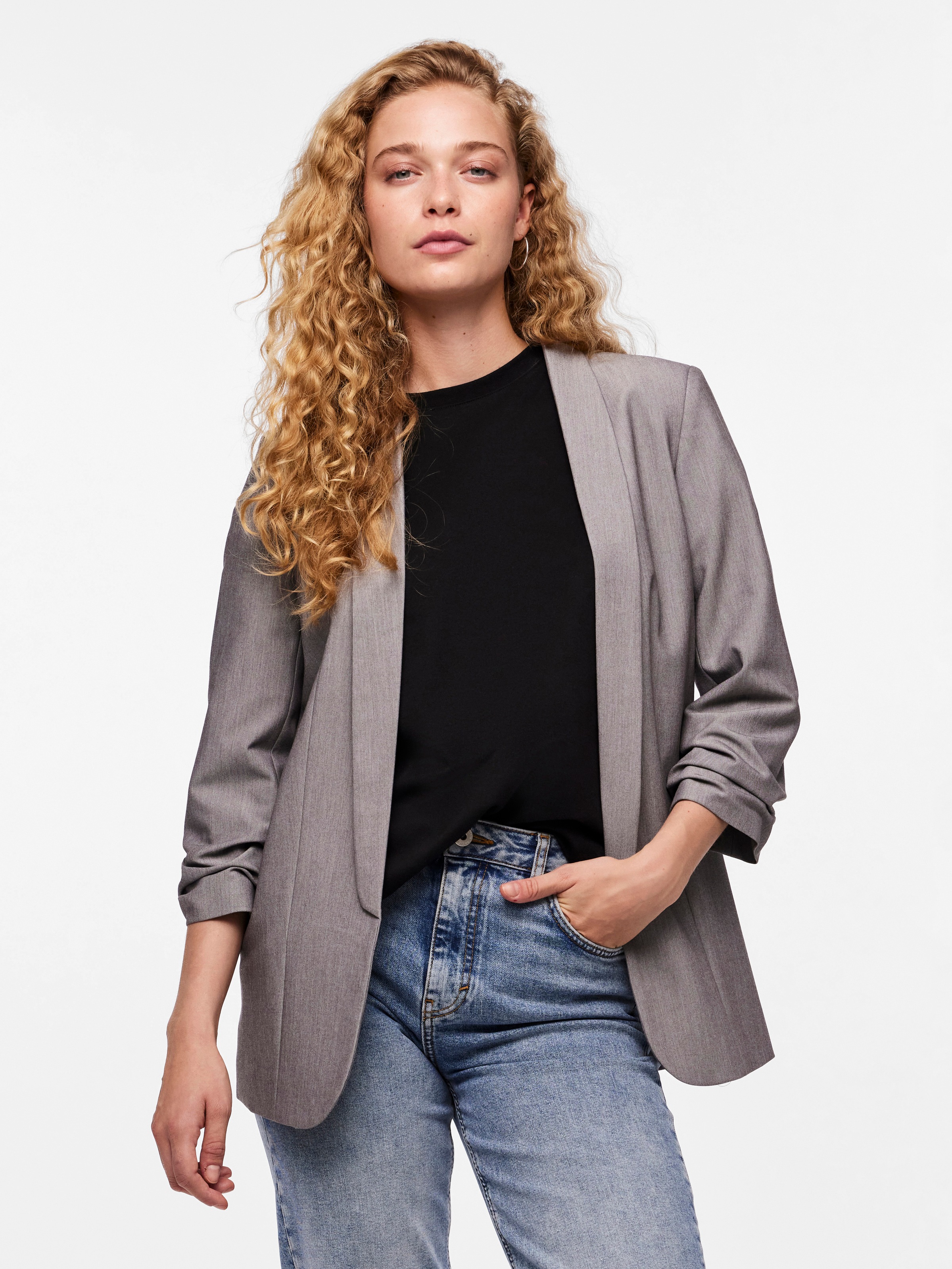 pieces Blusenblazer "PCBOSELLA 3/4 BLAZER NOOS" mit Faltendetail am Ärmel günstig online kaufen