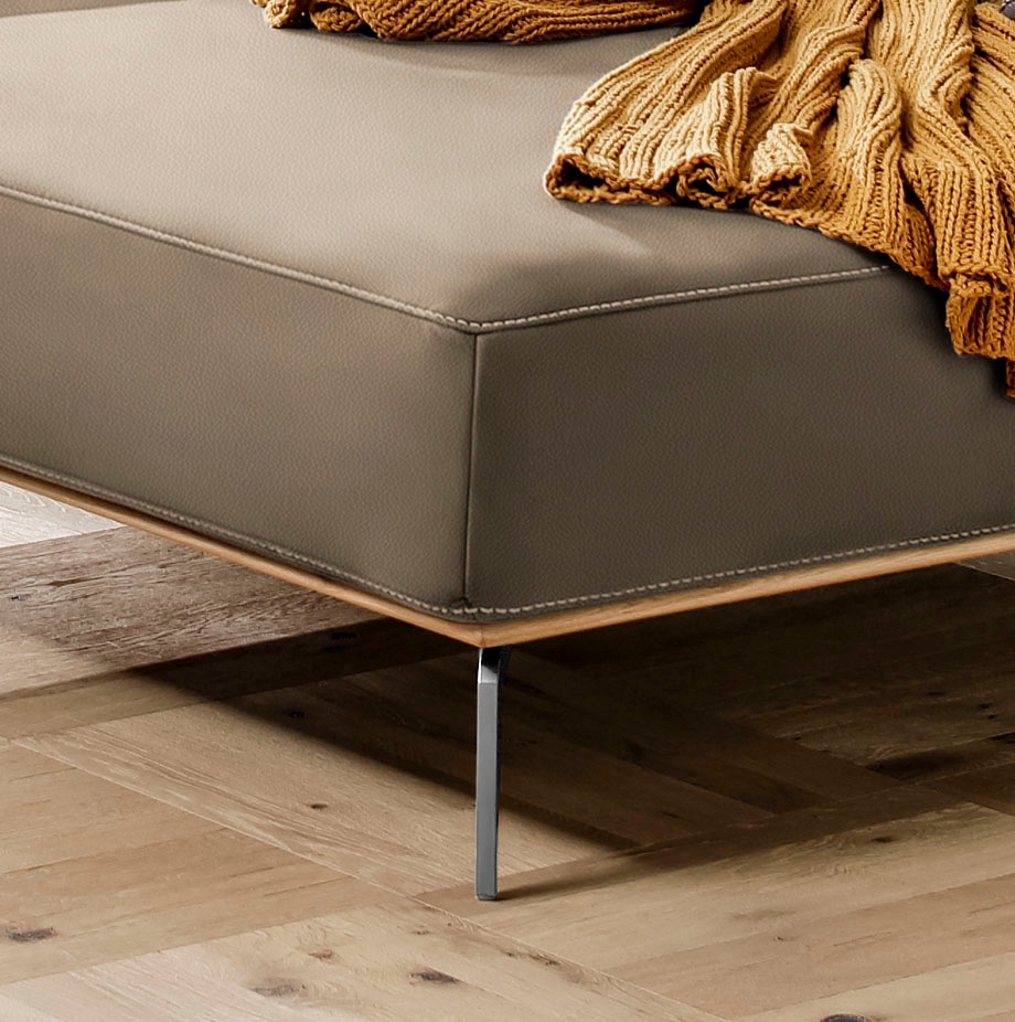 W.SCHILLIG Ecksofa »run, Designsofa, bequem, L-Form«, mit elegantem Holzsockel, Füße in Chrom glänzend, Breite 299 cm