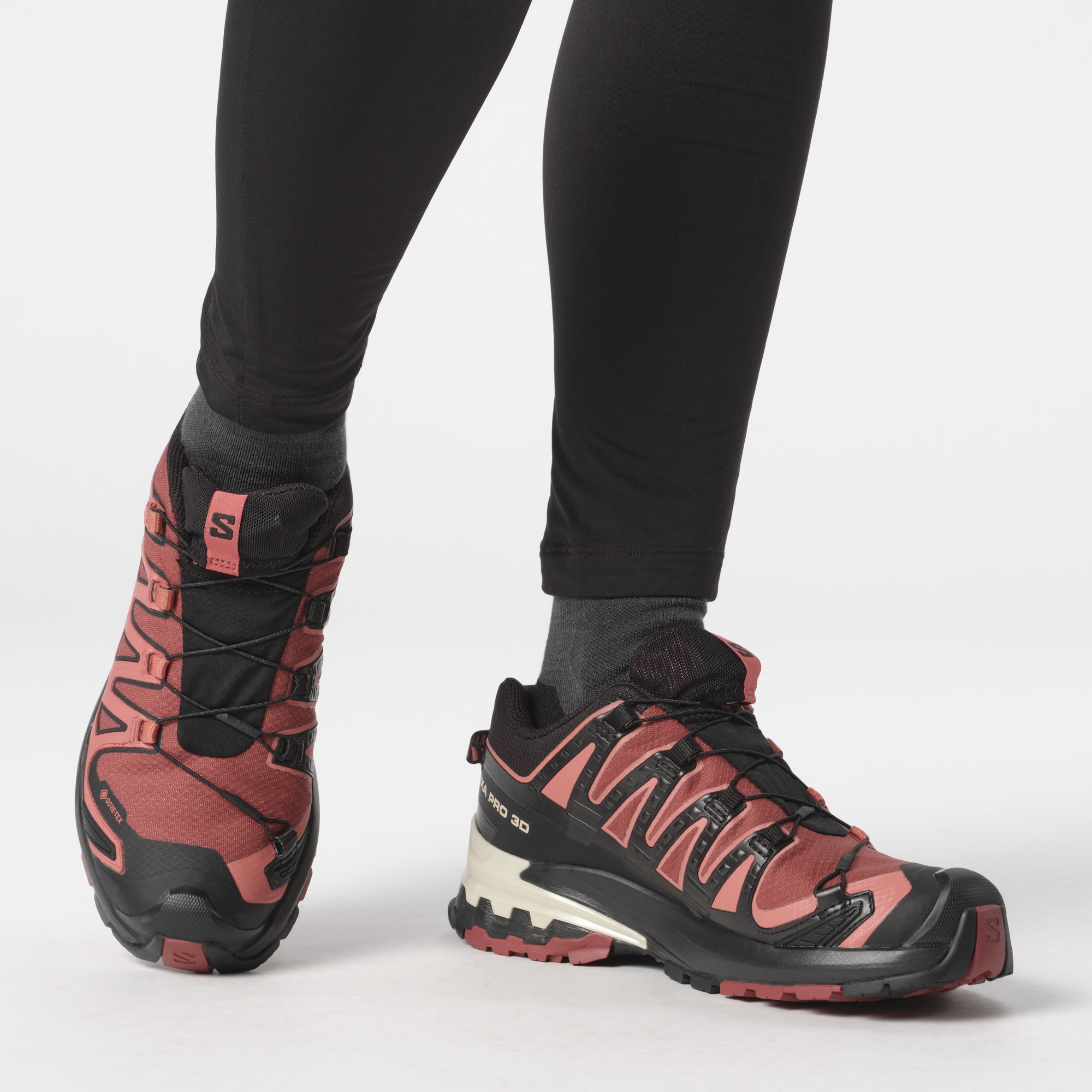 Salomon Trailrunningschuh »XA PRO 3D V9 GORE-TEX® W«, wasserdicht