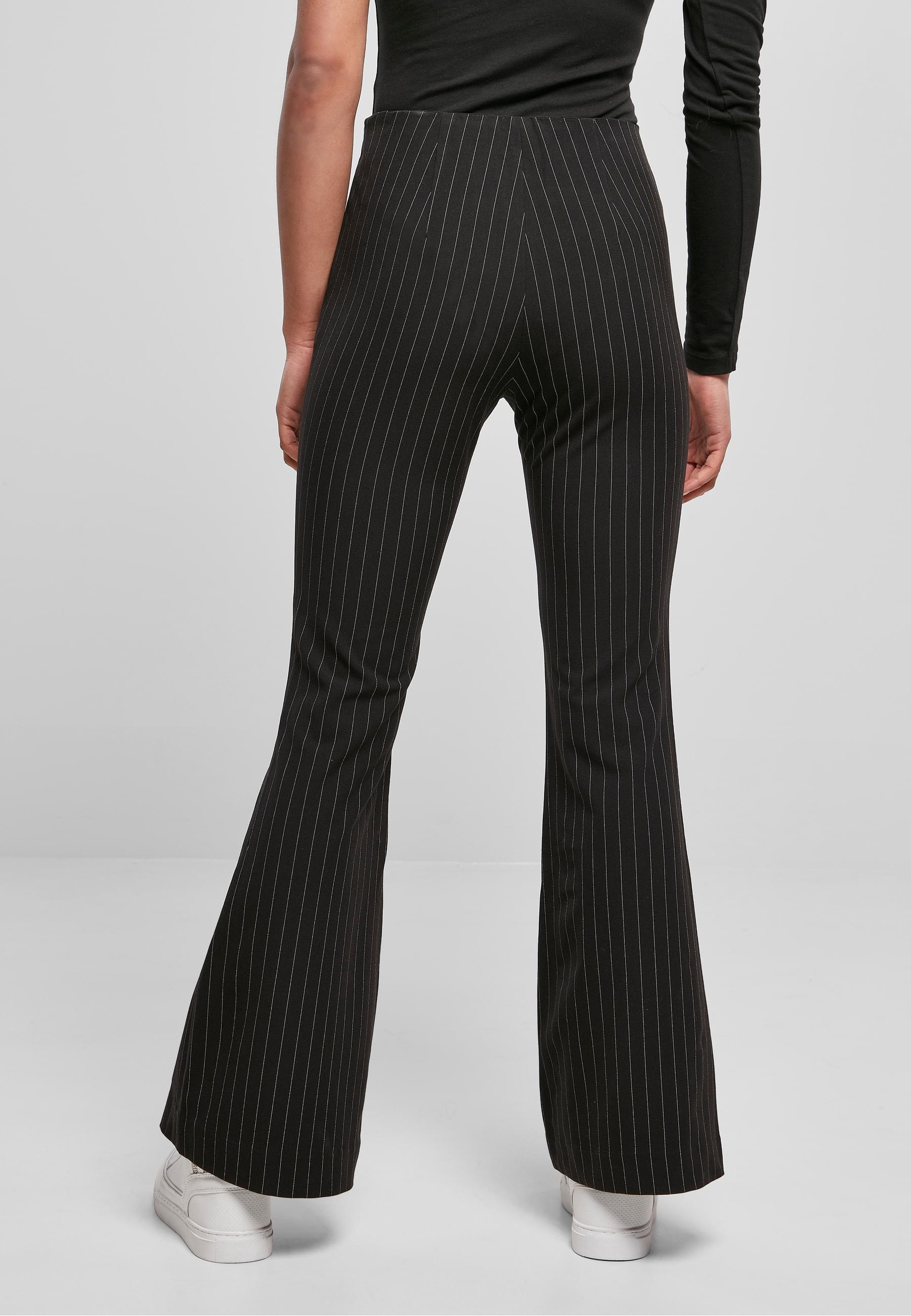 URBAN CLASSICS Stoffhose »Urban Classics Damen Ladies Flared Pin Stripe Pants«, (1 tlg.)