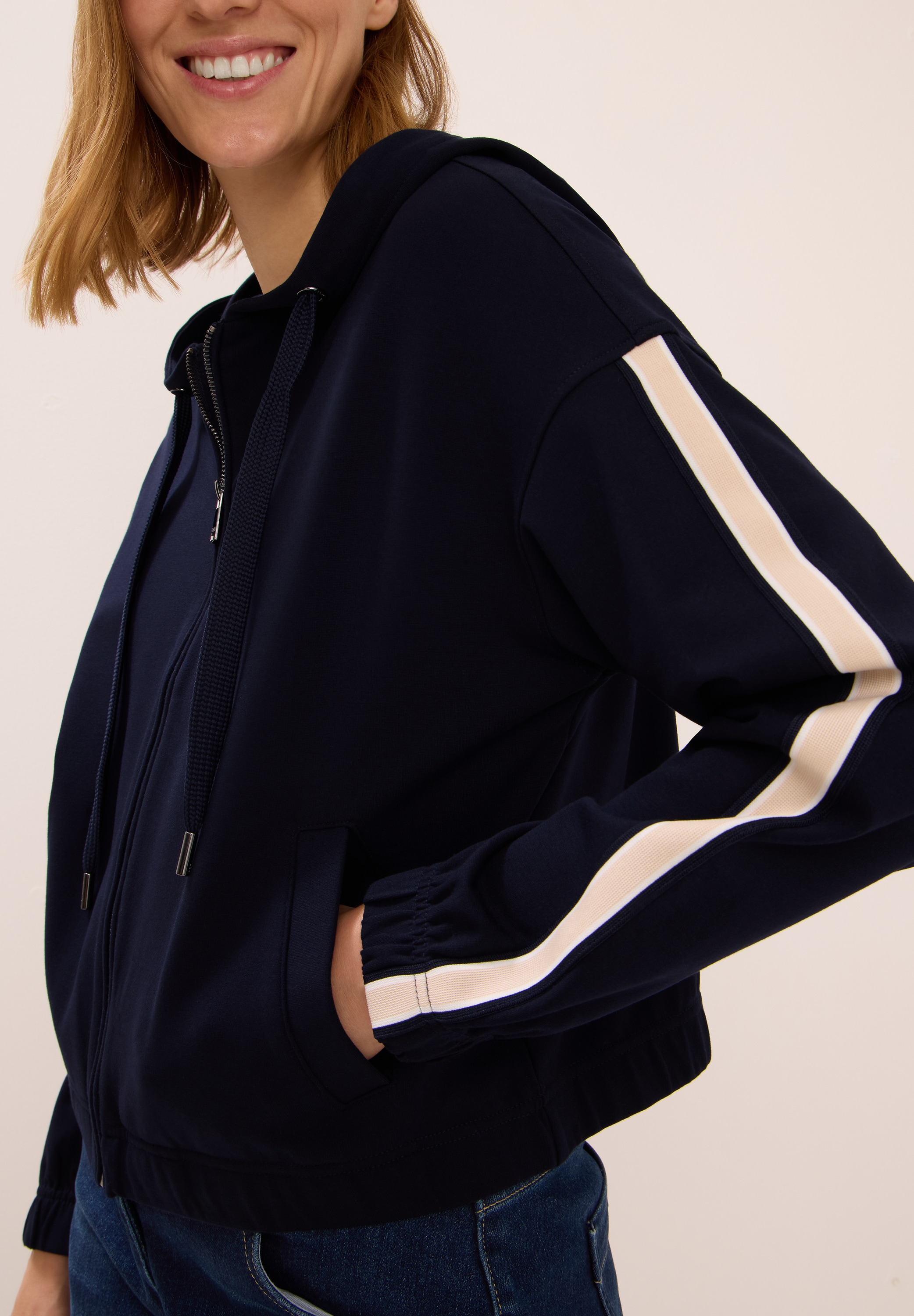 Cecil Kapuzensweatjacke, mit Galonstreifen günstig online kaufen