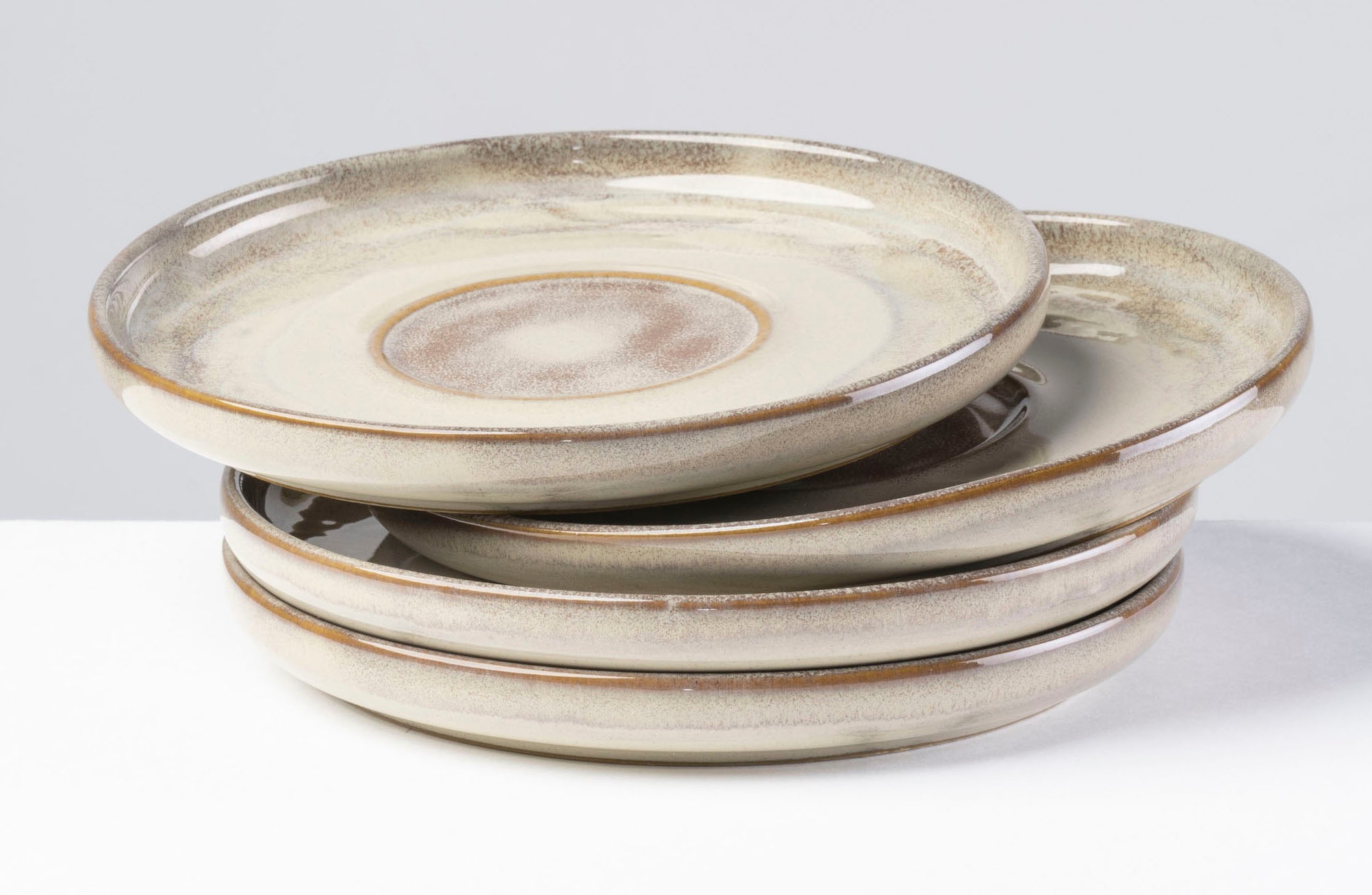 GIPFELSTÜCK Untertasse "Nebelwald", 14,5cm, beige, Speiseteller, Scandi-Style, glänzende Reaktivglasur, jedes Stück ein Unikat