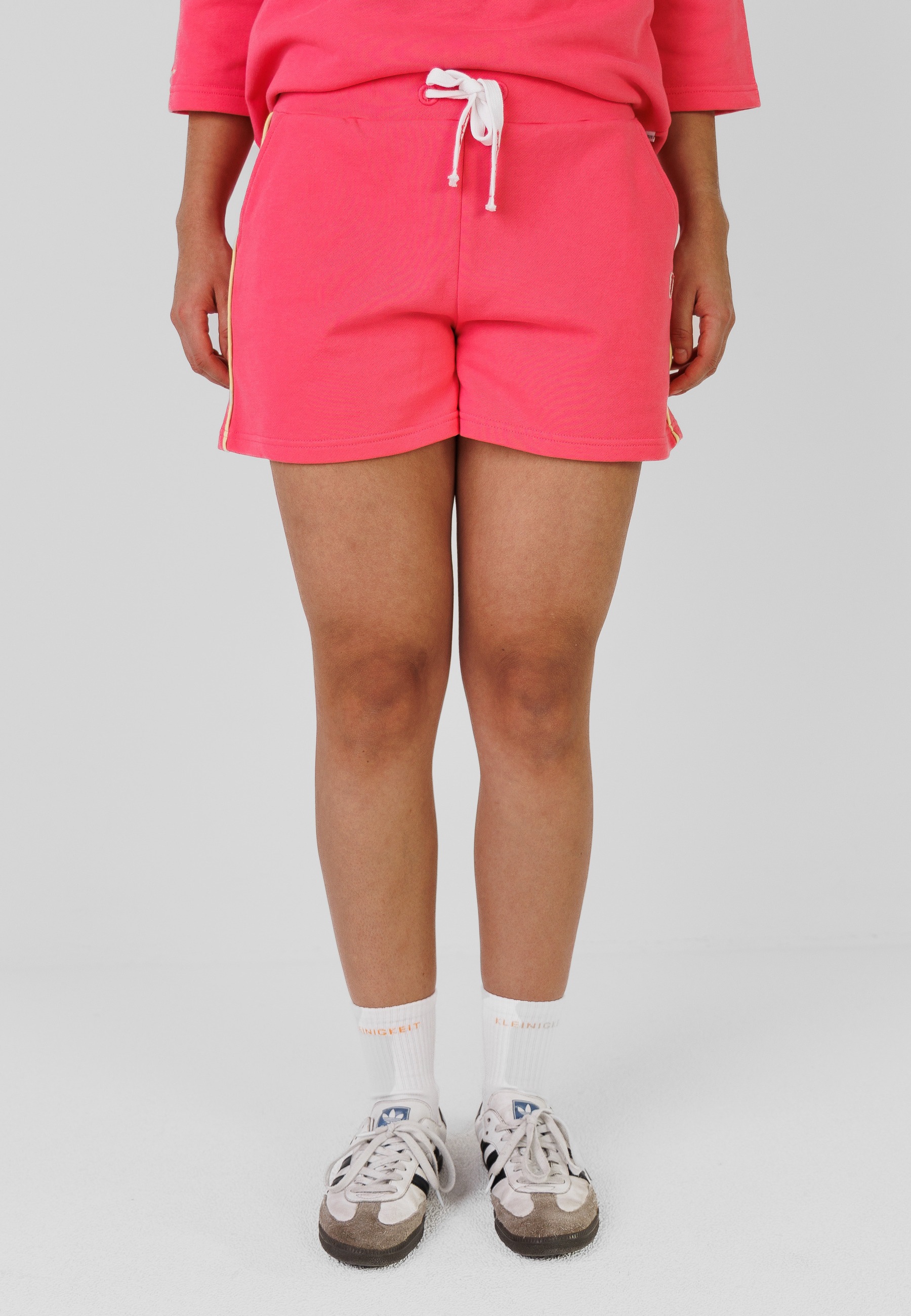 Kleinigkeit Sweatshorts »Kleinigkeit Comforty Perry Shorts«