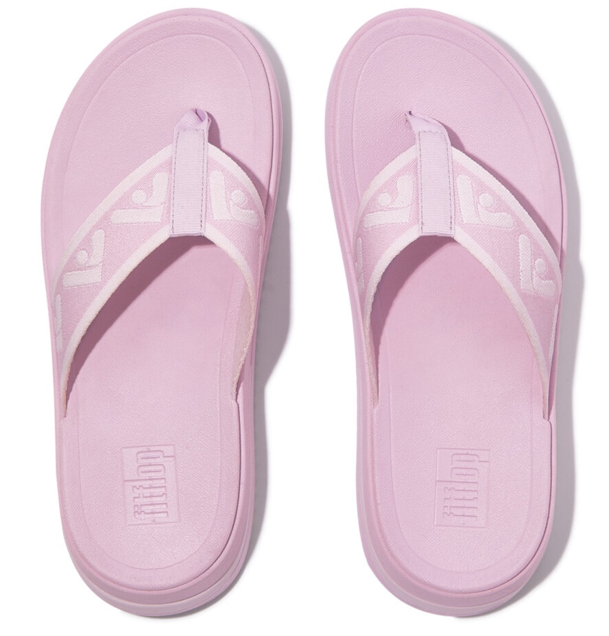 Fitflop Zehentrenner »SURFF WEBBING TOE«, Keilabsatz, Sommerschuh, Schlappen mit Microwobbleboard