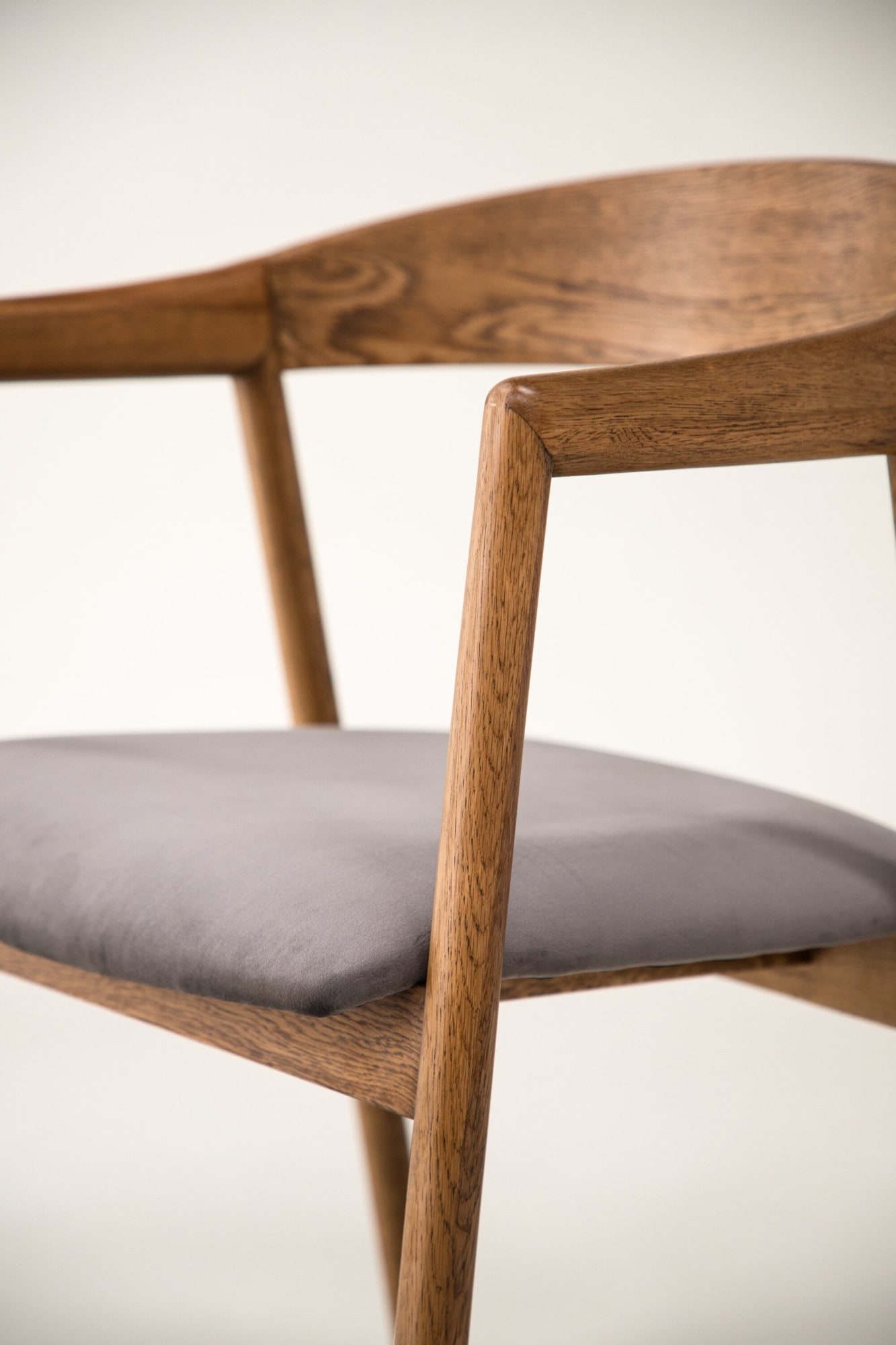 Venture Home Esszimmerstuhl »Långön, 2er-Set Esszimmerstühle aus Massivholz mit Armlehnen, 150 kg« () Holzstuhl, Eschenholz, gepolsterter Sitz, robust, skandinavisch