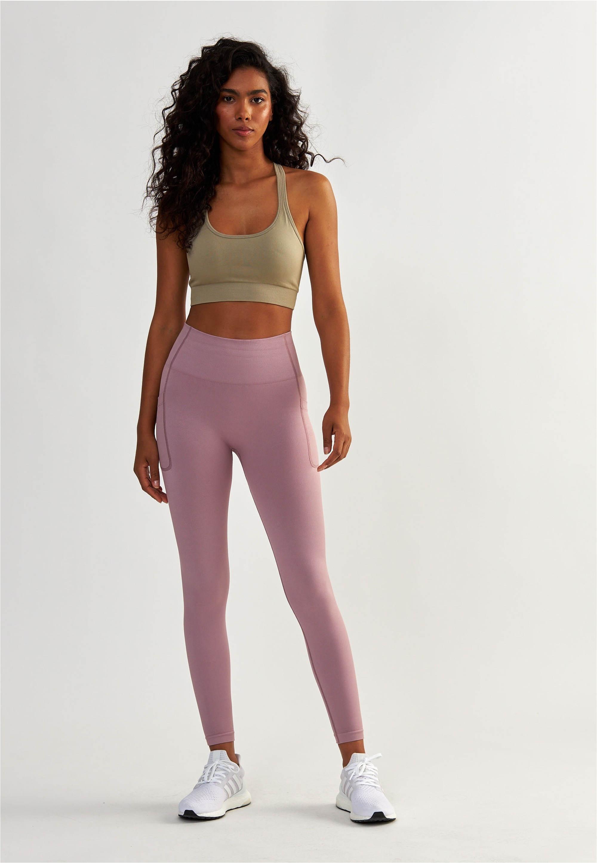 BeShaped Sporthose »Lift Me Up«, (1 tlg.), mit atmungsaktiver Eigenschaft
