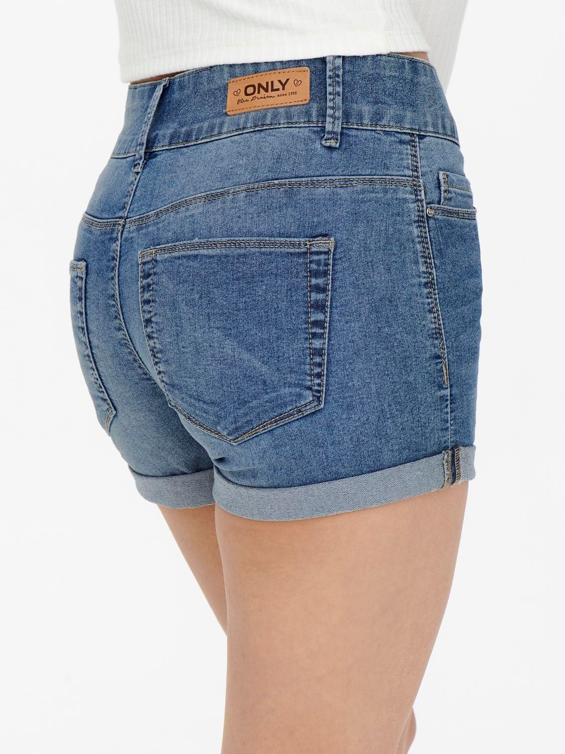 ONLY Jeansshorts »ONLCARMEN REG SHORTS WIDE WB DNM PIM«, mit Umschlag am Saum