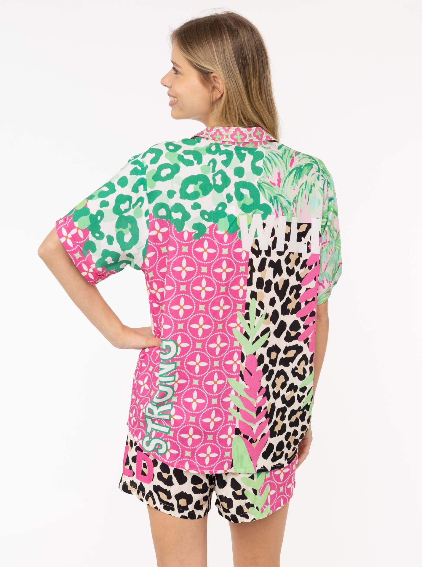 Zwillingsherz Shirtbluse »"Wild Jungle"«, Set mit Bluse und Shorts mit Tasseln aus Viskose