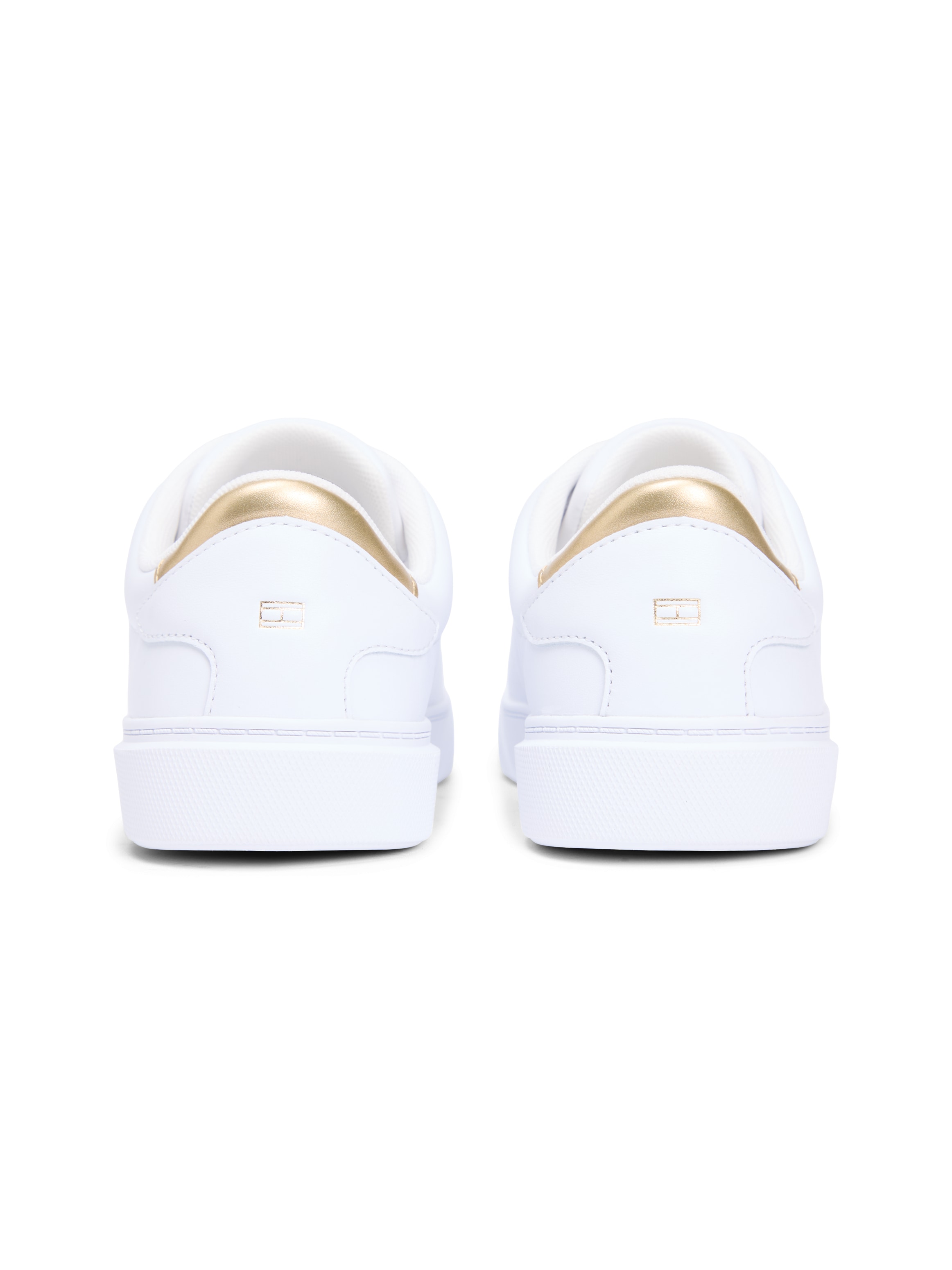 Tommy Hilfiger Plateausneaker »ESSENTIAL CHIC COURT SNEAKER«  , Freizeitschuh, Halbschuh, Schnürschuh, Logo-Applikation im Plateau