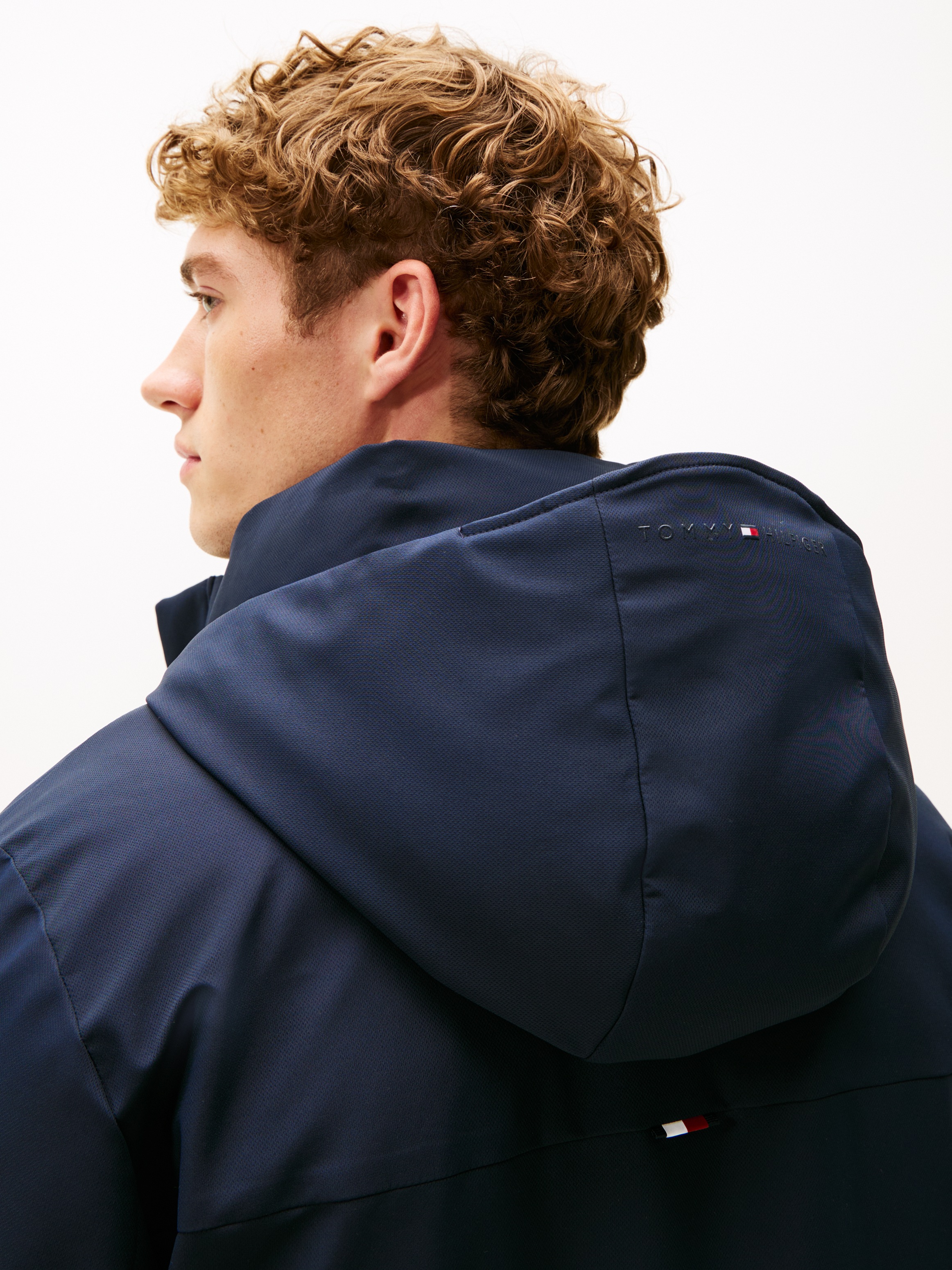 Tommy Hilfiger Kurzmantel "TECH HOODED PADDED PARKA" Regular fit günstig online kaufen