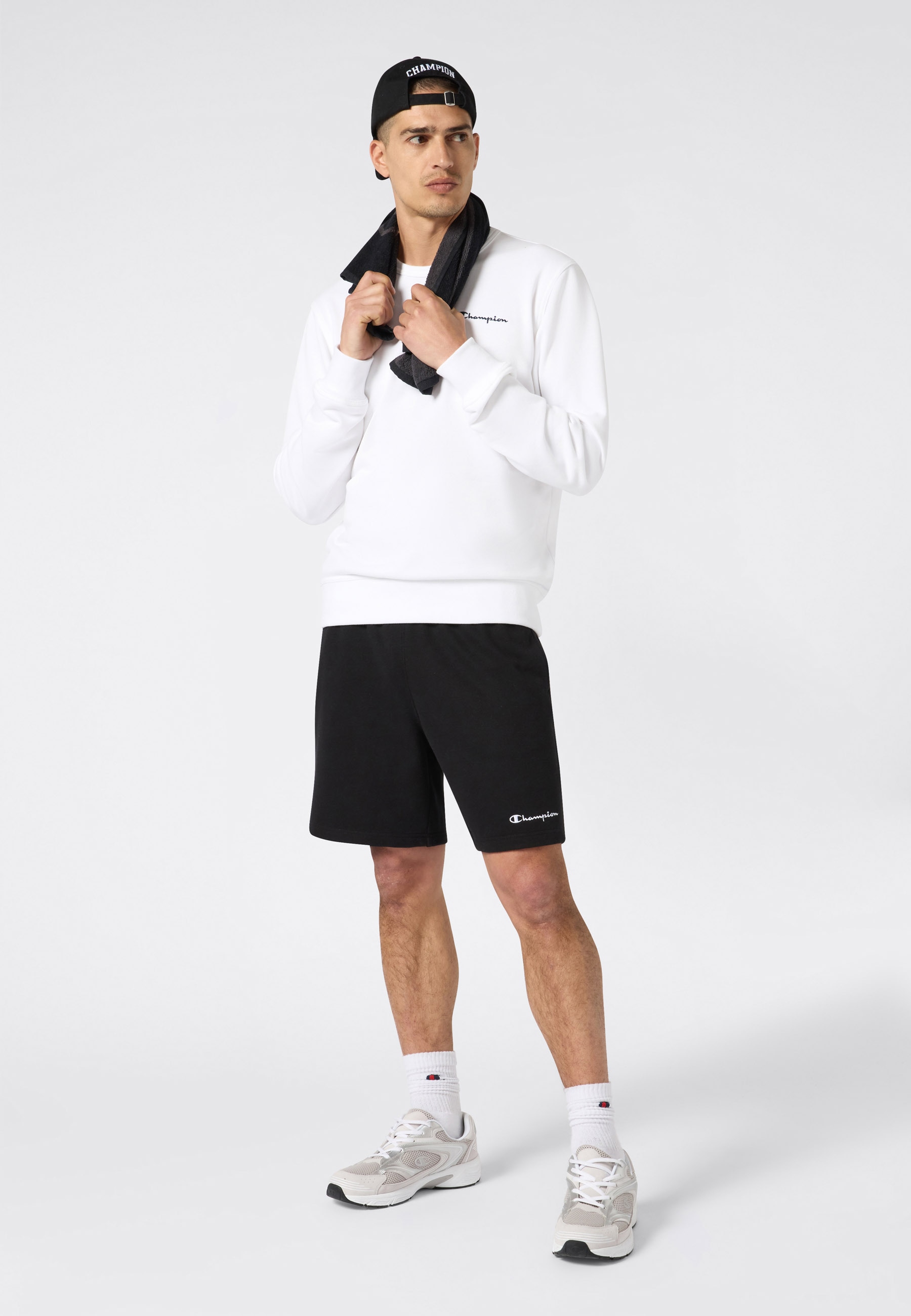 Champion Sweatshorts »ICONS Terry 9-inch Bermuda«  sportlicher Stil, für sportliche Aktivitäten und Freizeit