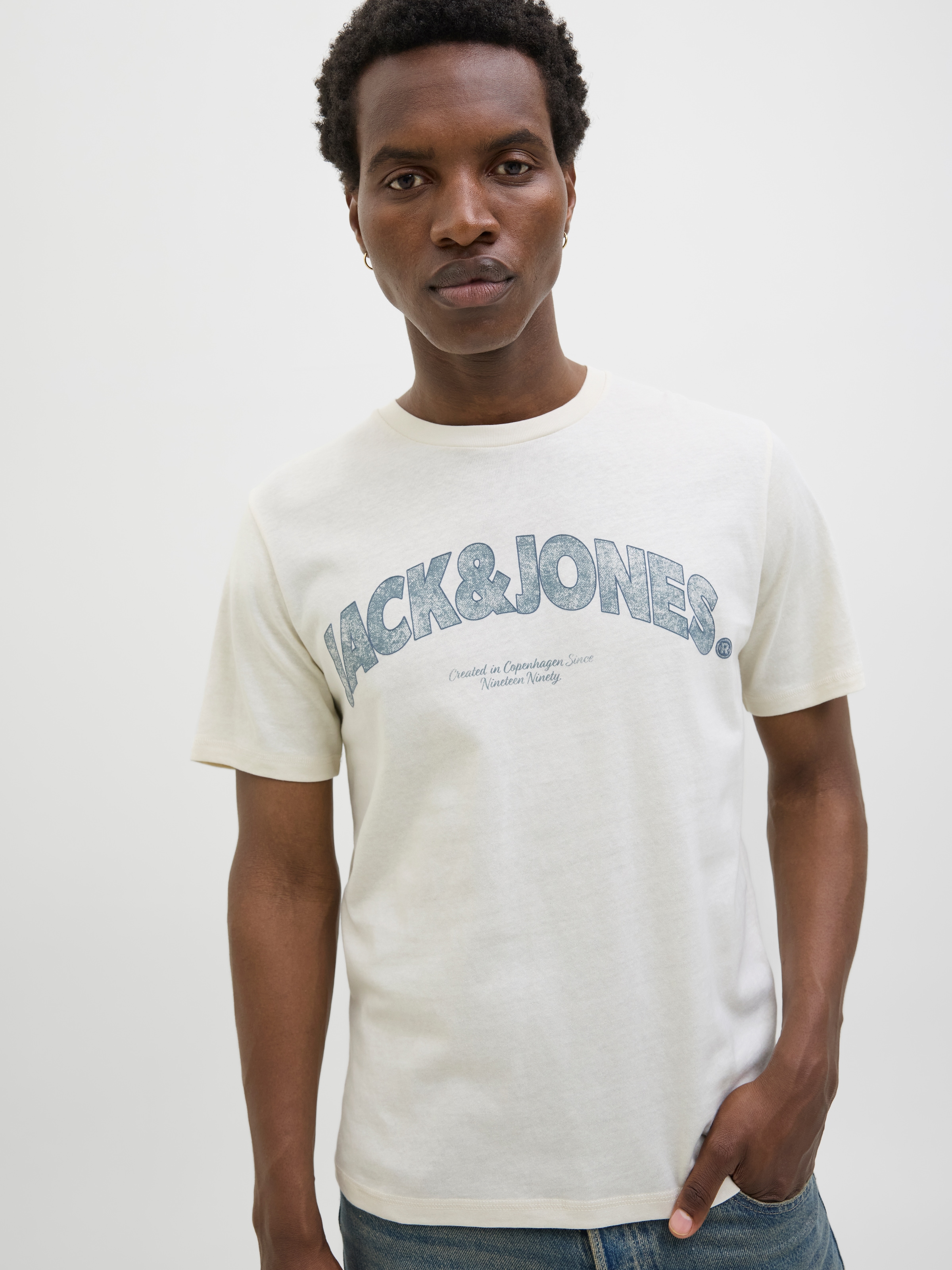 Jack & Jones T-Shirt "JORALMERIA BOLD BRANDING TEE SS CN", mit Logo Druck günstig online kaufen
