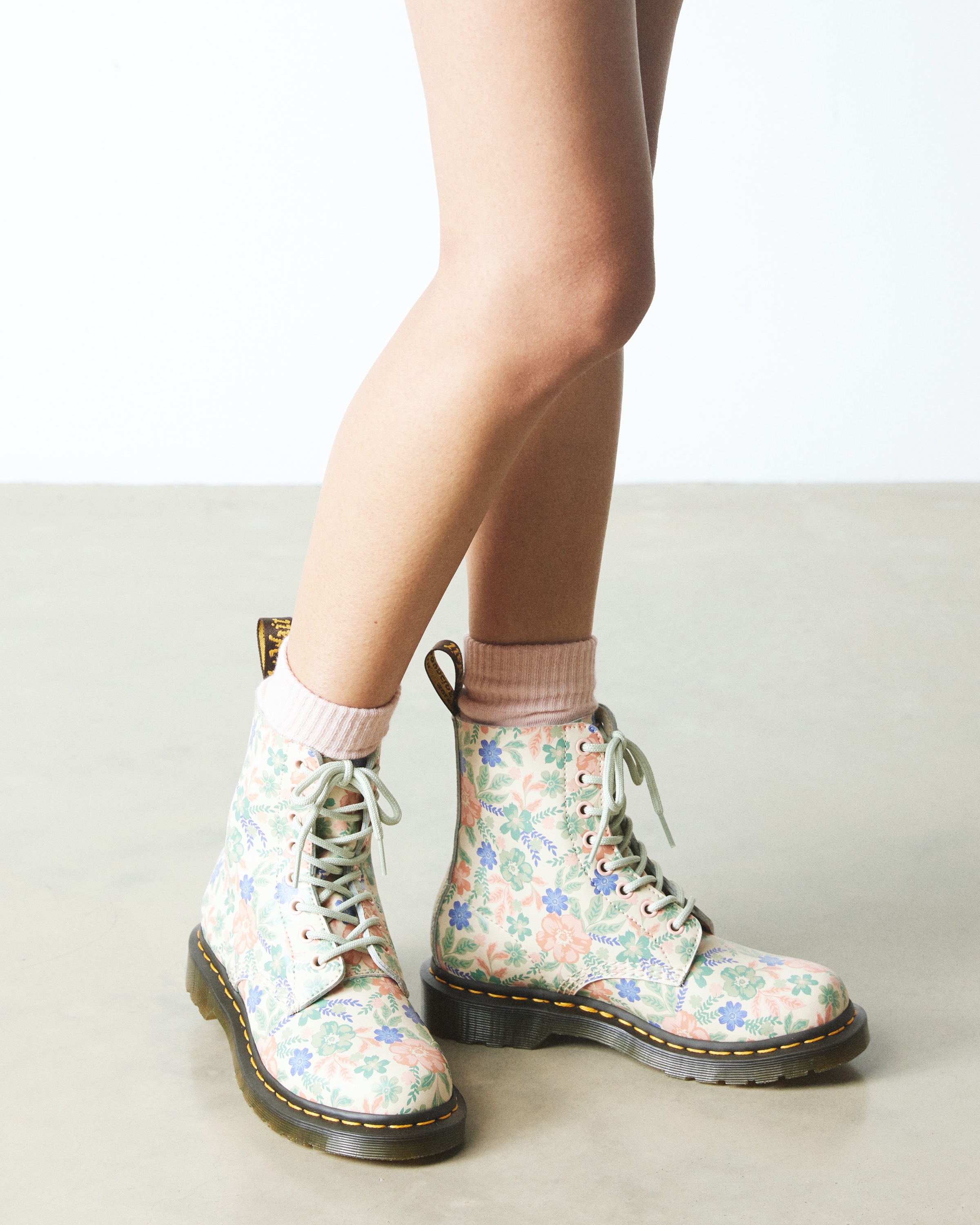 DR. MARTENS Schnürboots »1460 Pascal«, Boots mit Blumenprint