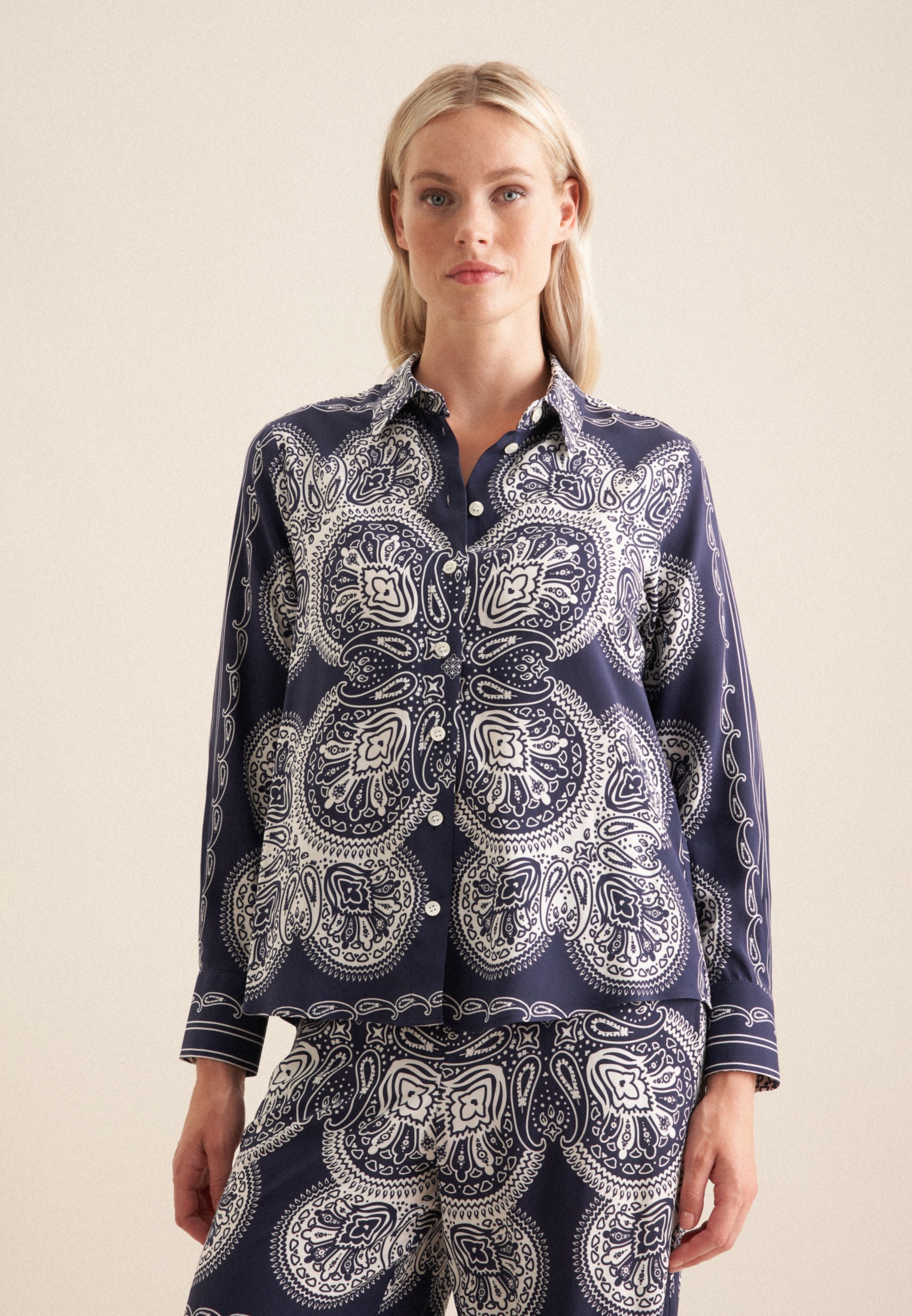 seidensticker Hemdbluse "Schwarze Rose", 1/1 Kragen Tuchprint günstig online kaufen