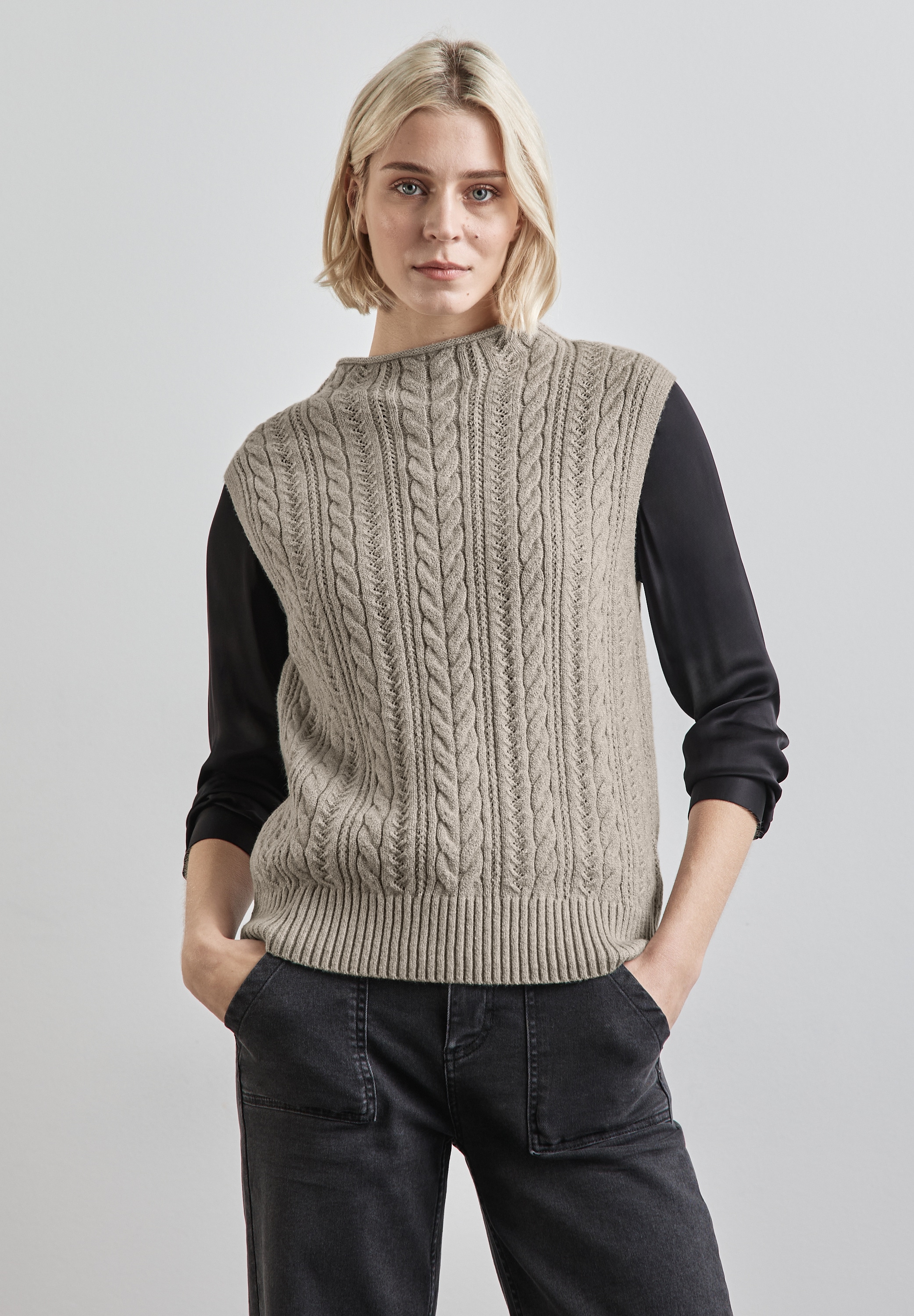 STREET ONE Kurzarmpullover su Stehkragen