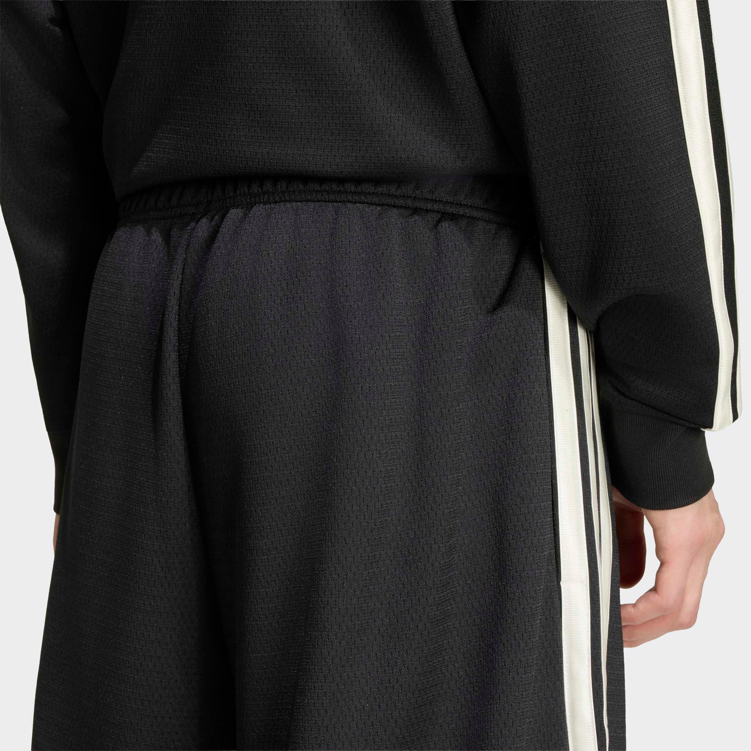 adidas Sportswear Shorts »STADIUM«  normal-weite Passform, sportlich, aus Polyester, ohne Verschluss