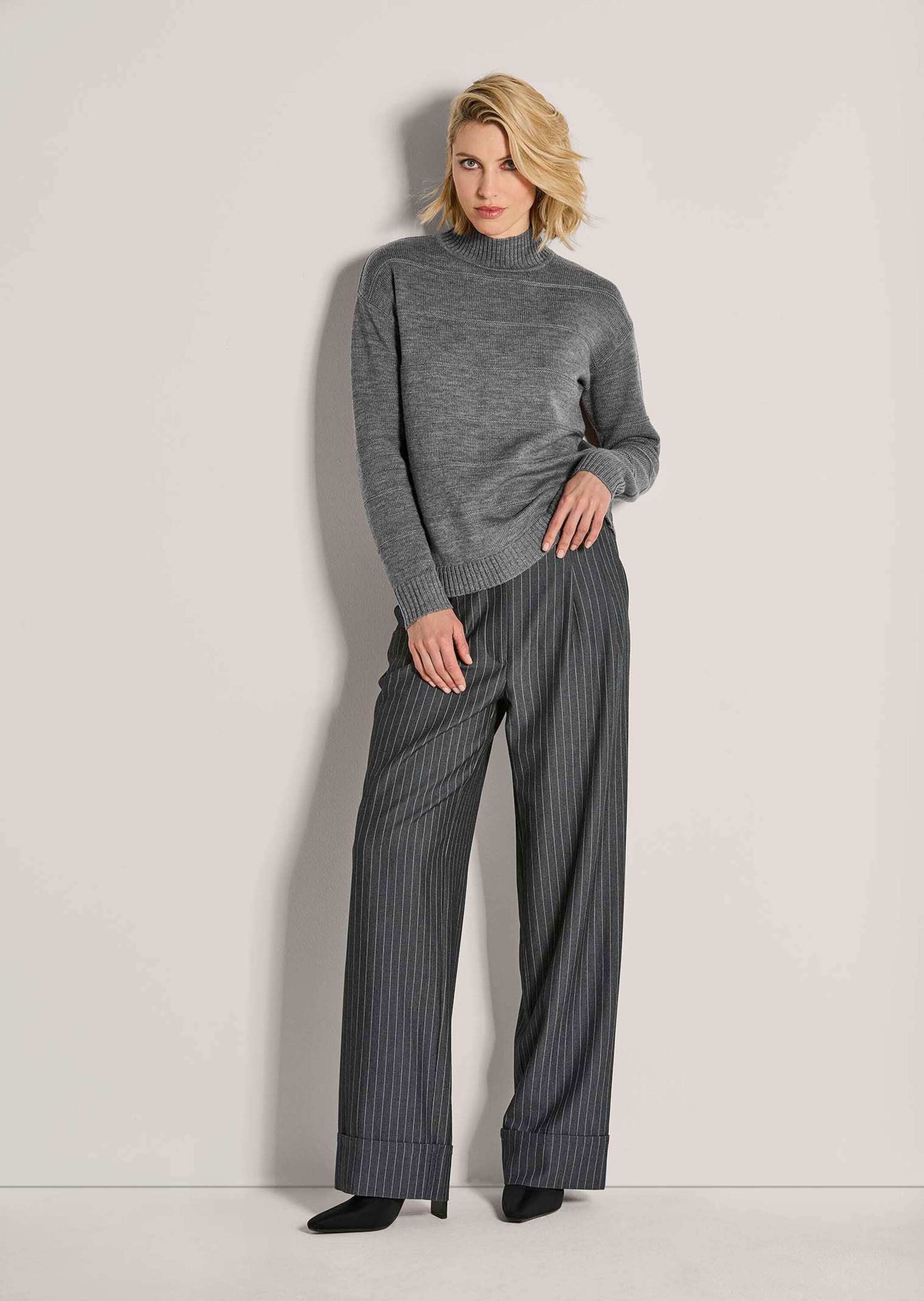 MADELEINE Stehkragenpullover "Strickpullover Eleganter Wollpullover mit Que günstig online kaufen