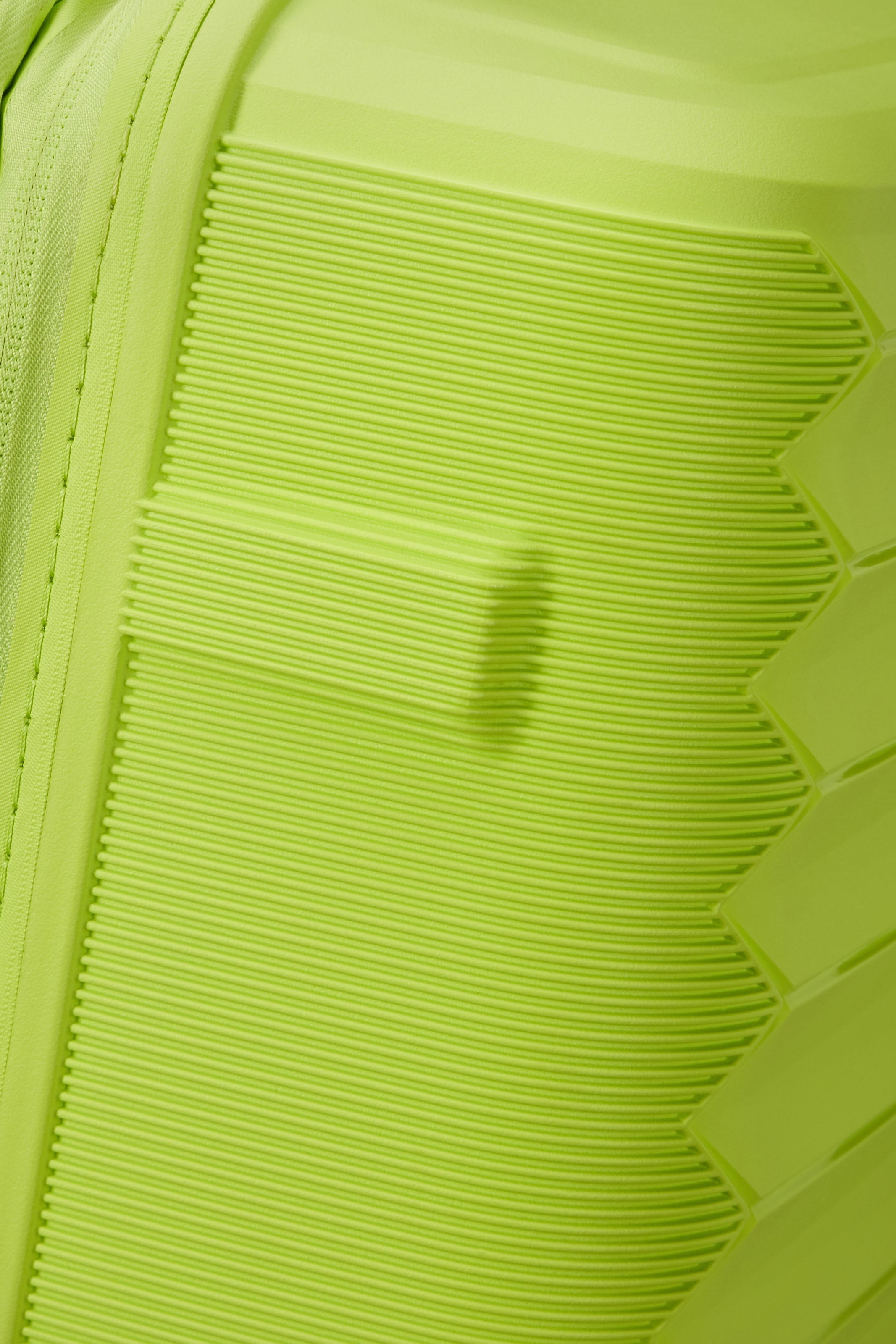 American Tourister® Hartschalen-Trolley »FASTFORWARD, verschiedene Größen und Farben«, 4 Rollen, Hartschalen-Koffer personalisierbar TSA-Schloss Volumenerweiterung