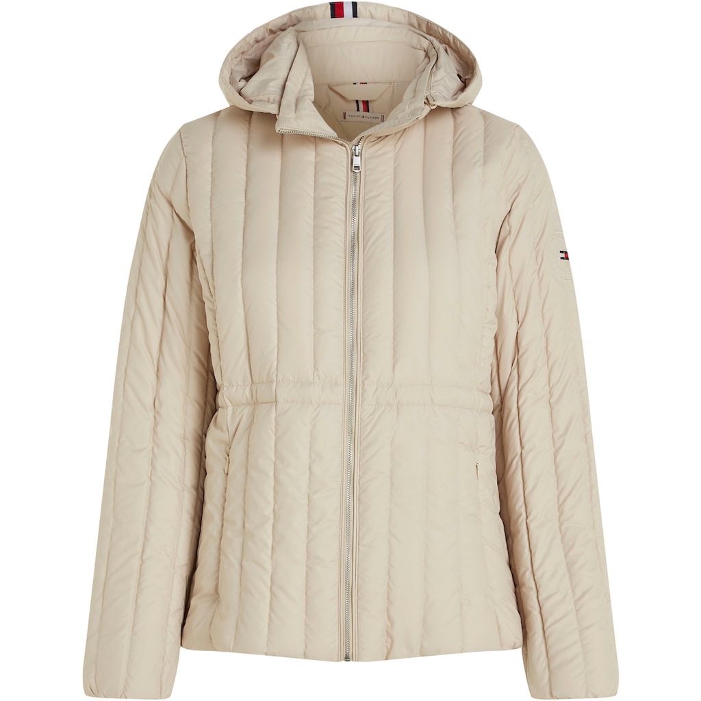 Tommy Hilfiger Curve Daunenjacke »CRV FEMININE LW DOWN JACKET«, mit Kapuze, mit Tommy Hilfiger Markenlabel