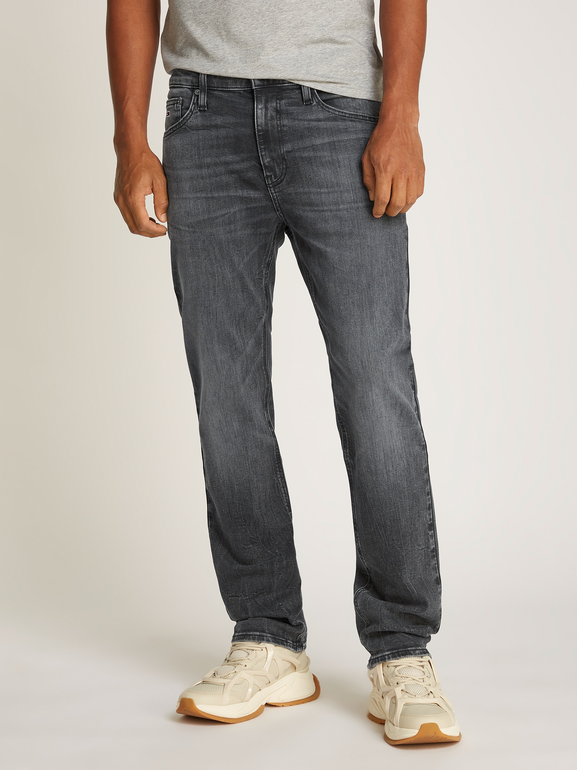 Tommy Jeans Slim-fit-Jeans "Ryan Regular Slim Straight" Slim‑Straight‑Jeans günstig online kaufen