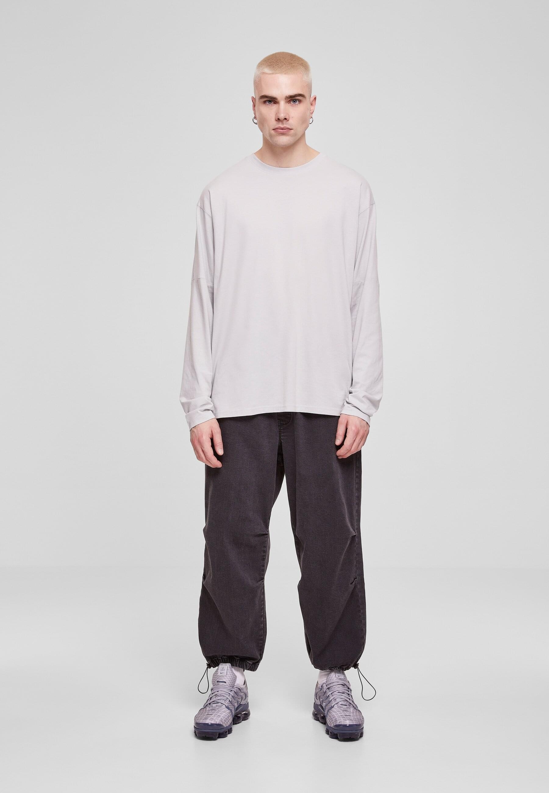 URBAN CLASSICS Bequeme Jeans »Urban Classics Herren Parachute Jeans Pants«