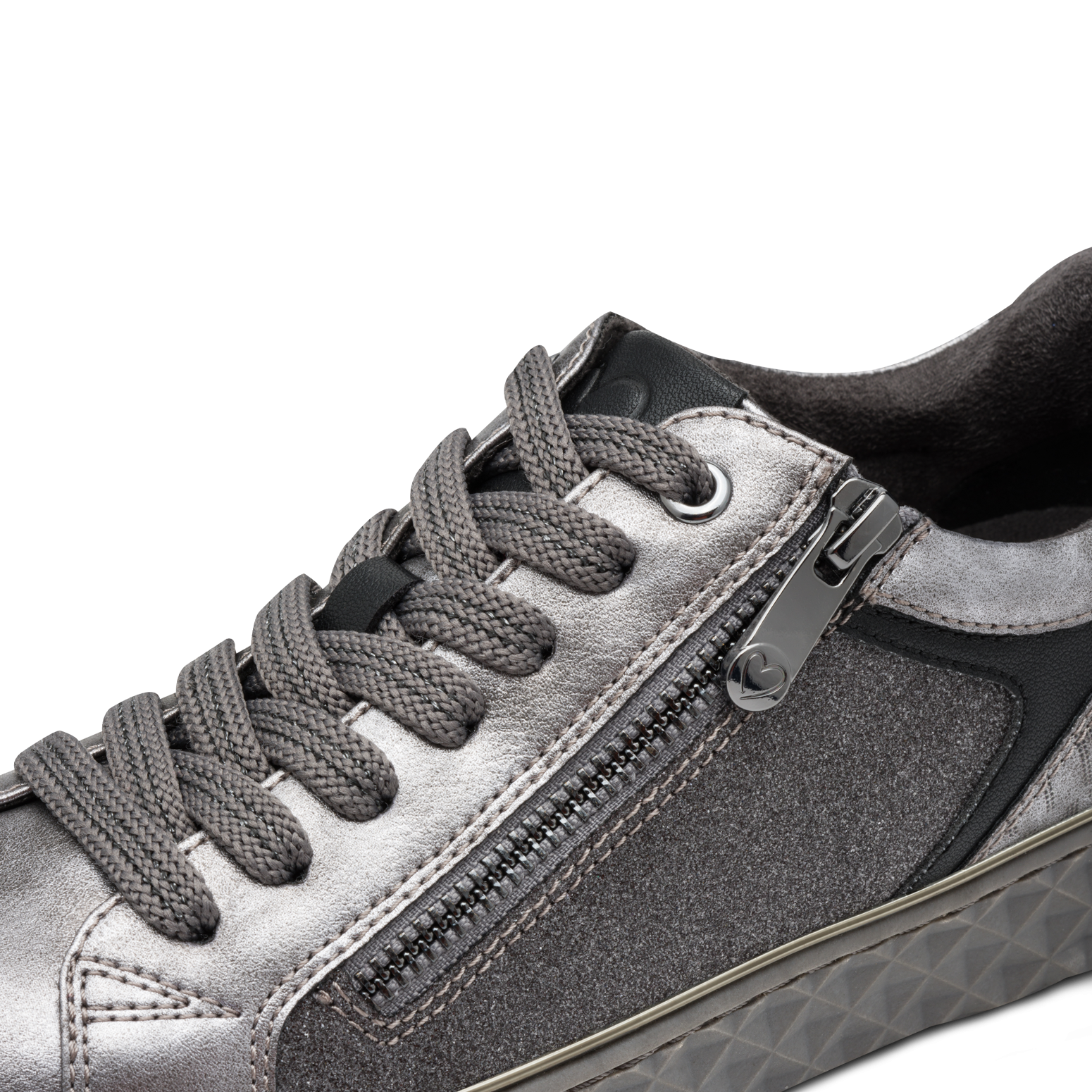 MARCO TOZZI Plateausneaker, Freizeitschuh, Halbschuh, Schnürschuh mit Prägungen im Plateau