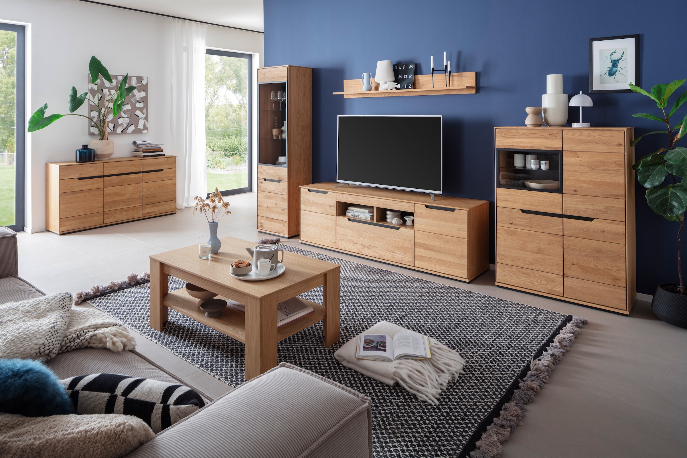 MCA living Wohnwand »Araya Wohnkombination II«, (Komplett-Set, 4 St., optional: Glaskantenbeleuchtung), Schubkästen/ Türen gedämpft
