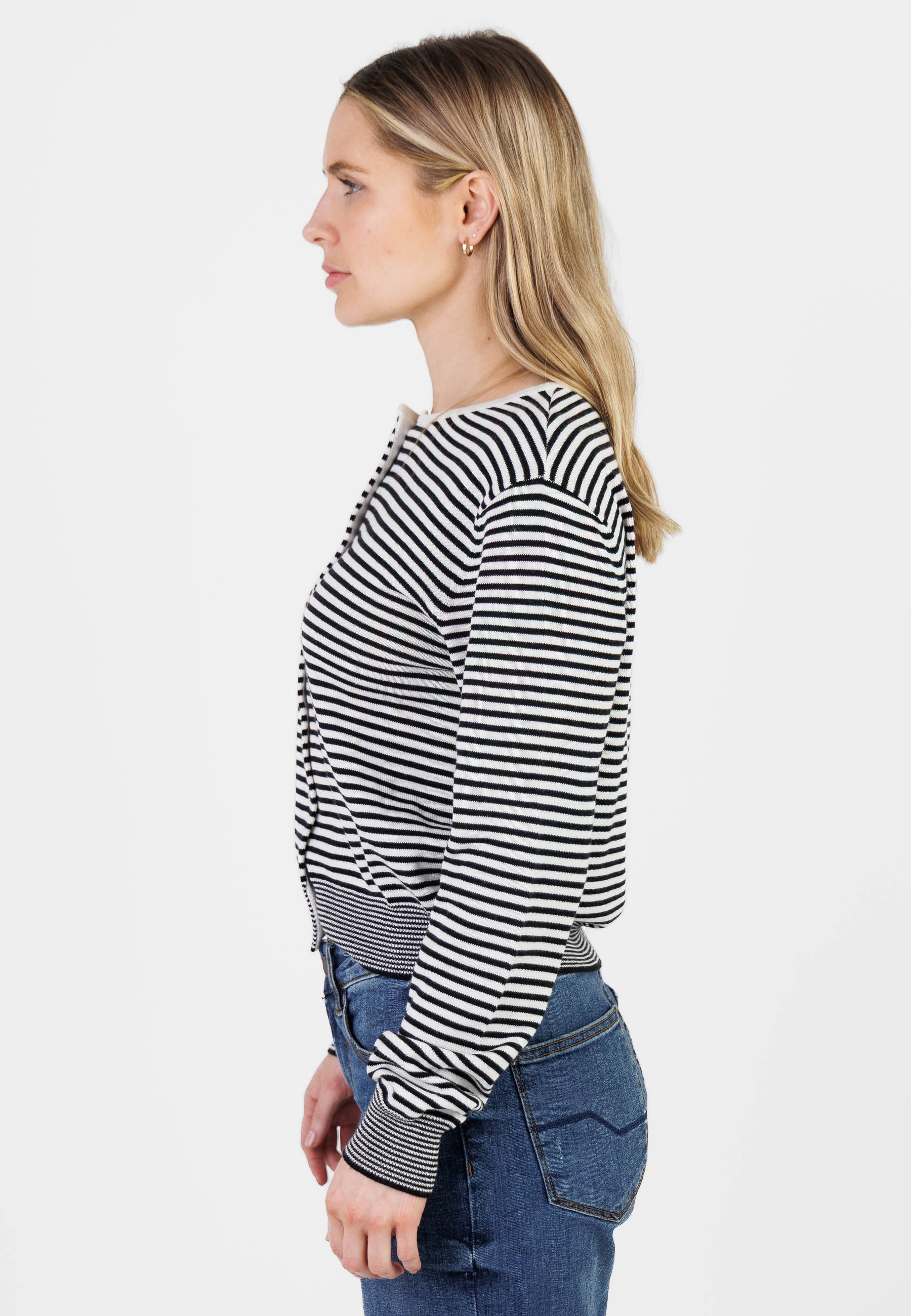 Kleinigkeit Cardigan »Kleinigkeit Lana Del Ringel« 1