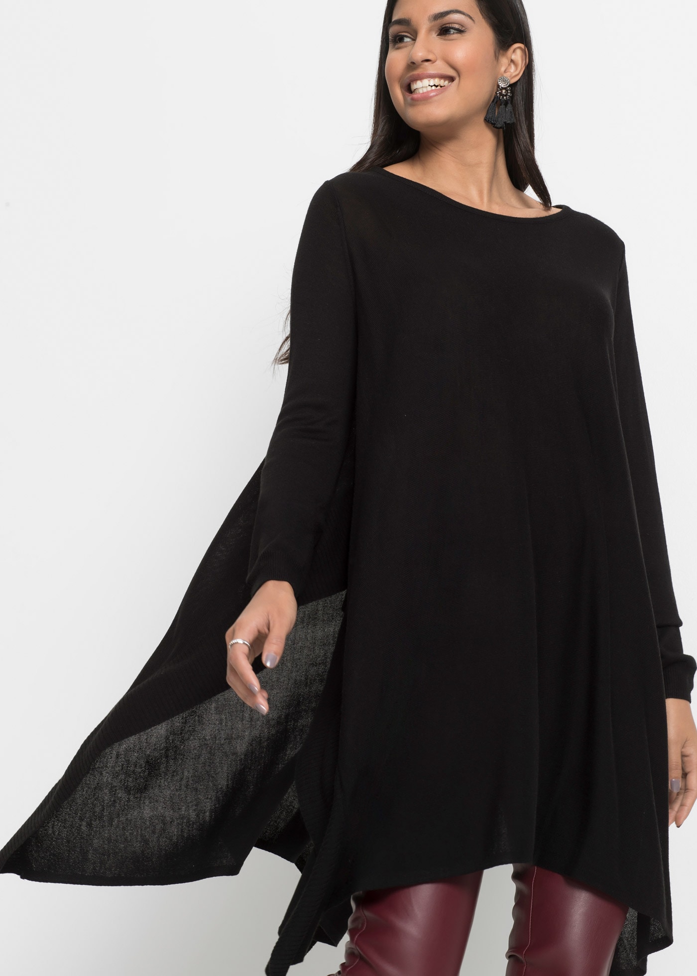 bonprix Longpullover »Long-Pullover aus Viskose-Mix« Feinstrick-Viskose-Mix, Oversized-Passform, Poncho-Look, elegant